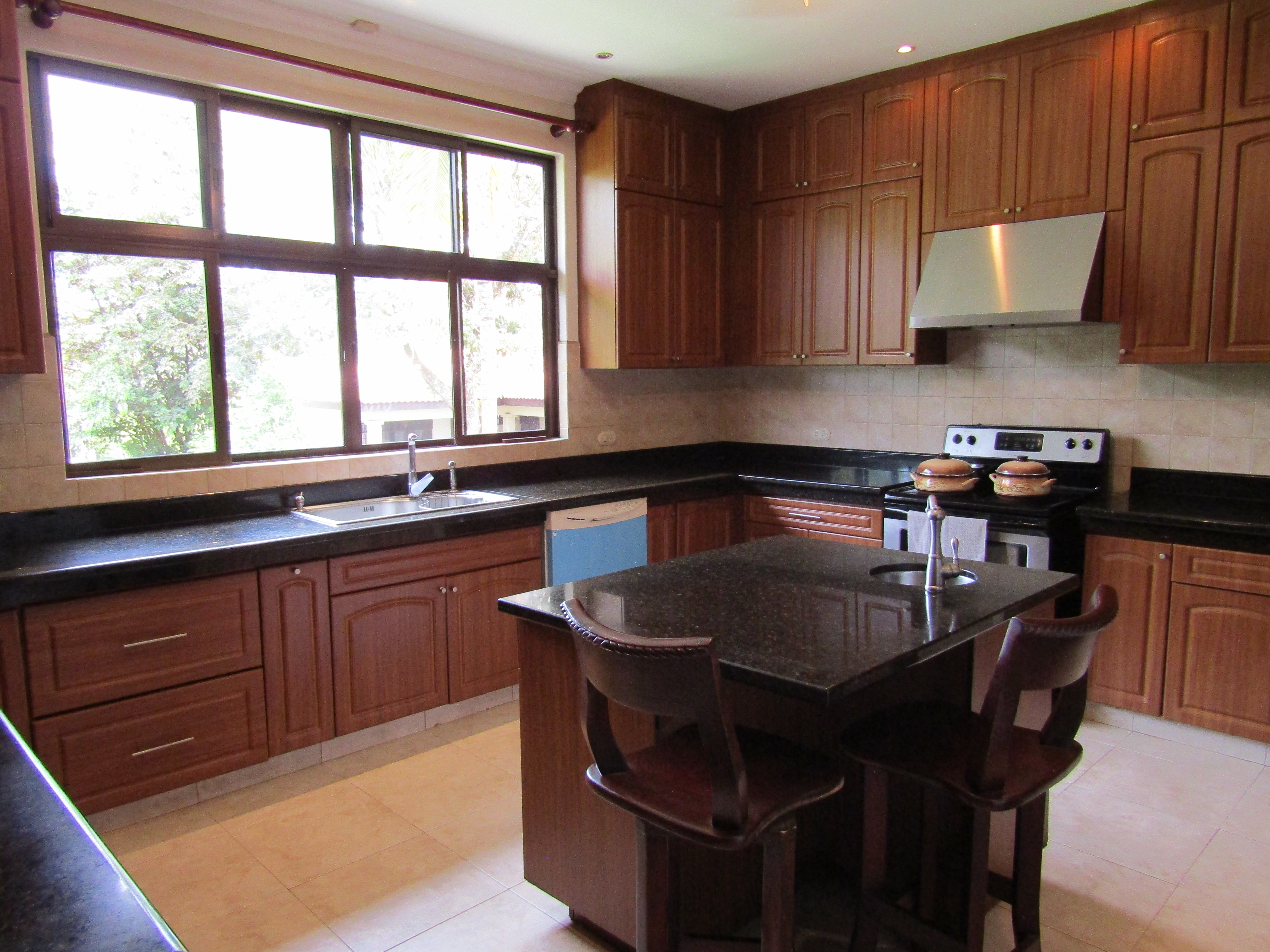 5 bed Single Family Homes For Sale in Santa Ana, San Jose - thumb 17