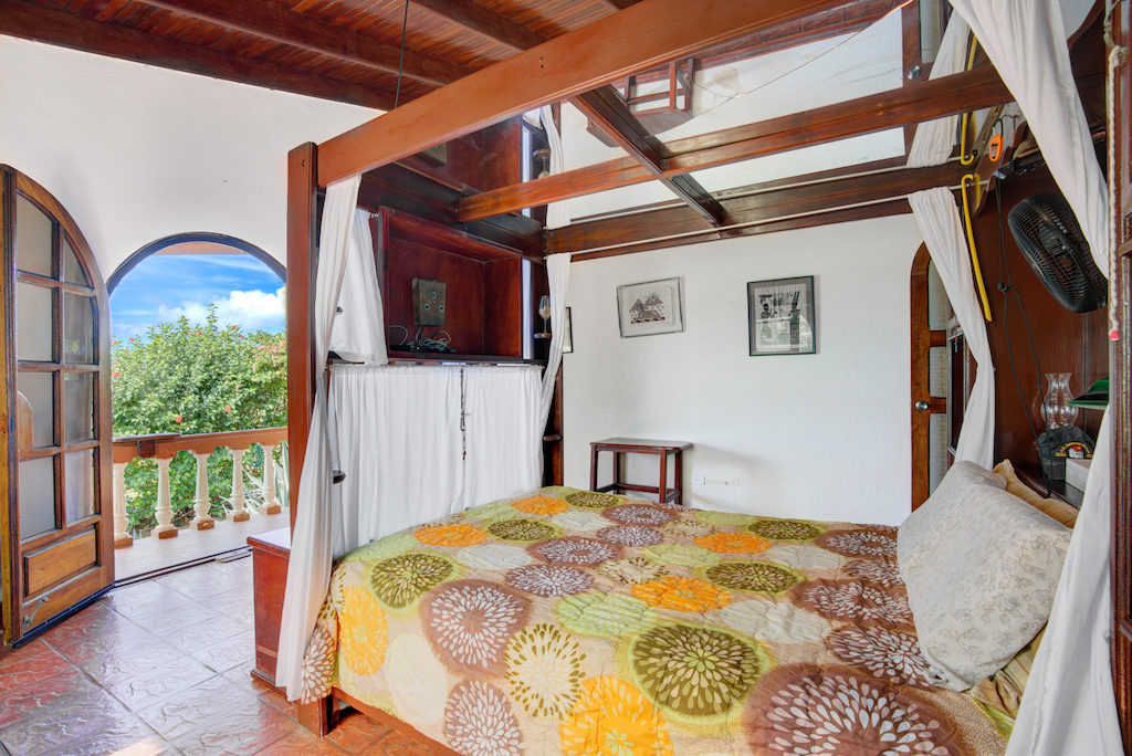 6 bed Single Family Homes For Sale in Junquillal, Guanacaste - thumb 6