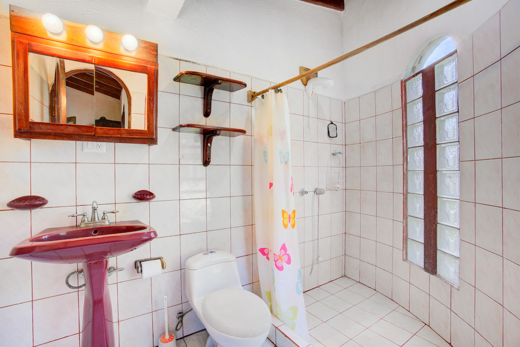 6 bed Single Family Homes For Sale in Junquillal, Guanacaste - thumb 18