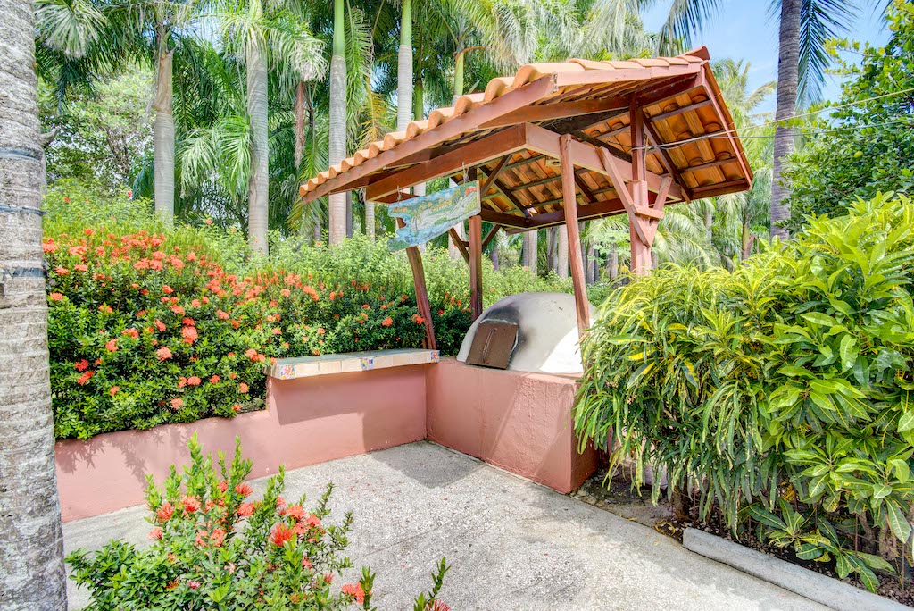 6 bed Single Family Homes For Sale in Junquillal, Guanacaste - thumb 16