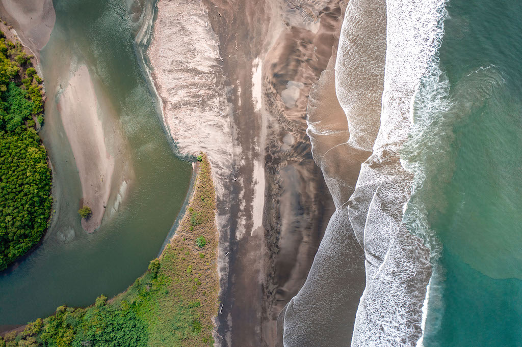 6 bed Single Family Homes For Sale in Junquillal, Guanacaste - thumb 10