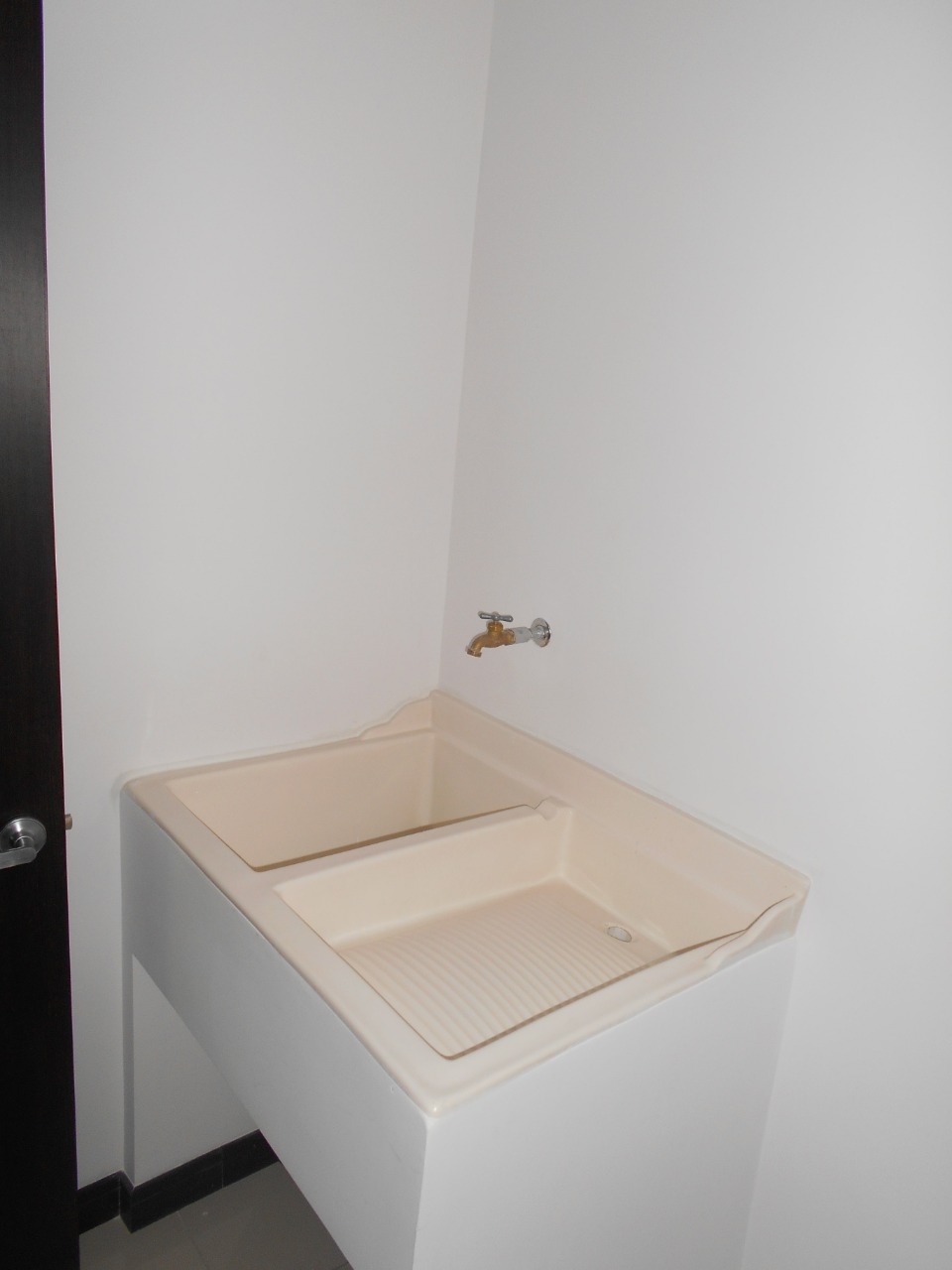 2 bed Condo For Sale in Curridabat, San Jose - thumb 5