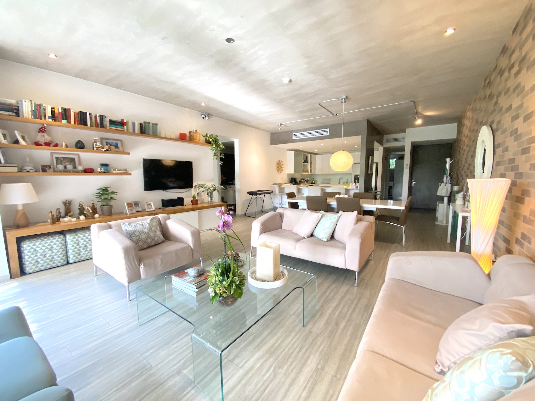 3 bed Apartment For Sale in Santa Ana, San Jose - thumb 9