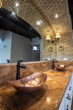 5 bed Single Family Homes For Sale in La Guacima, Alajuela - thumb 21