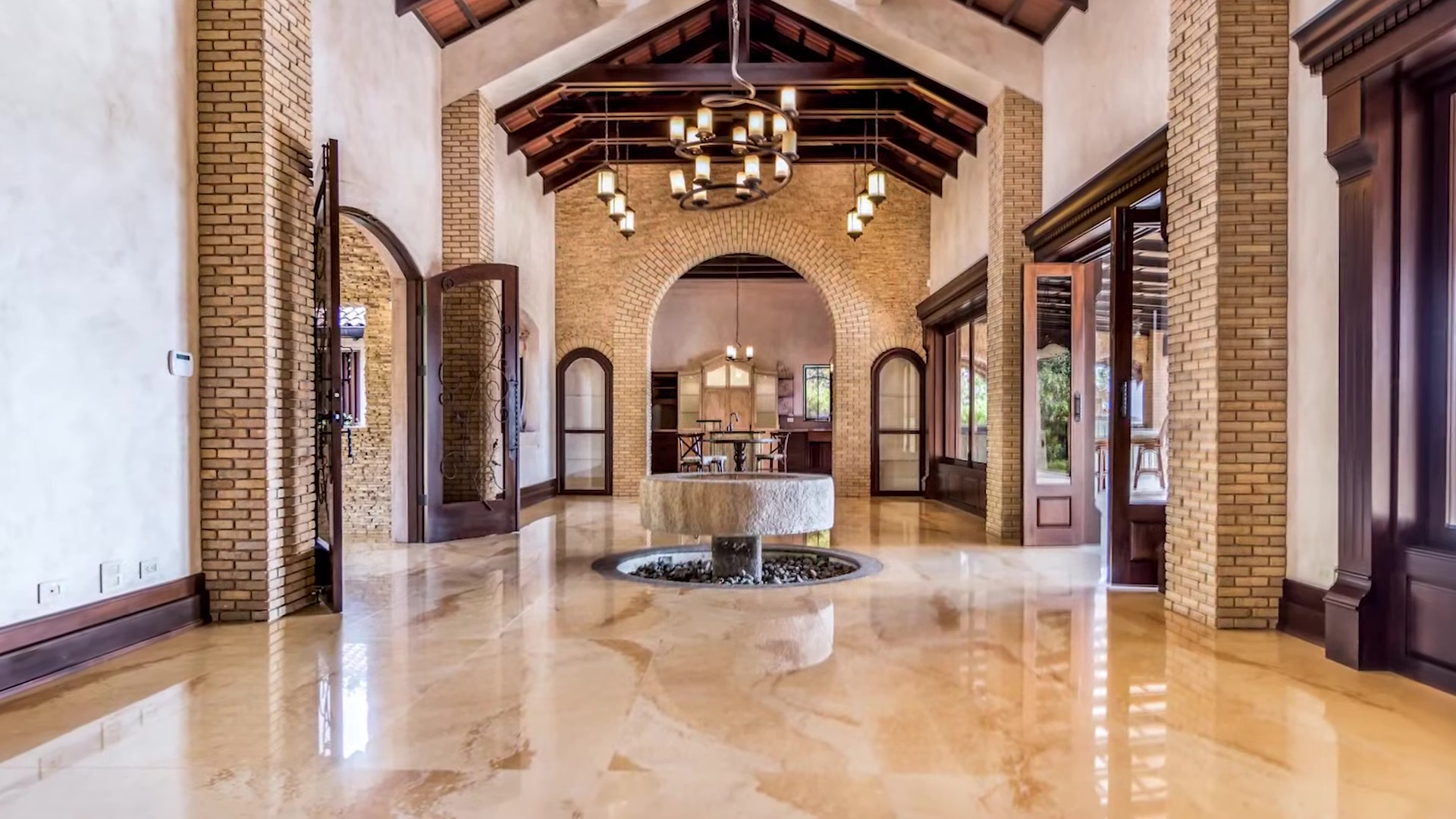 5 bed Single Family Homes For Sale in La Guacima, Alajuela - thumb 4