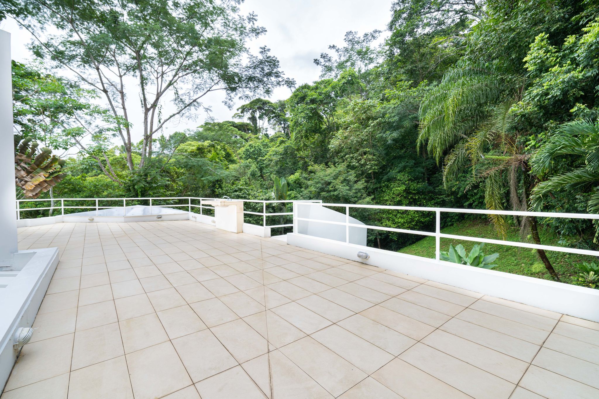 4 bed Single Family Homes For Sale in Puntarenas, Puntarenas - thumb 6