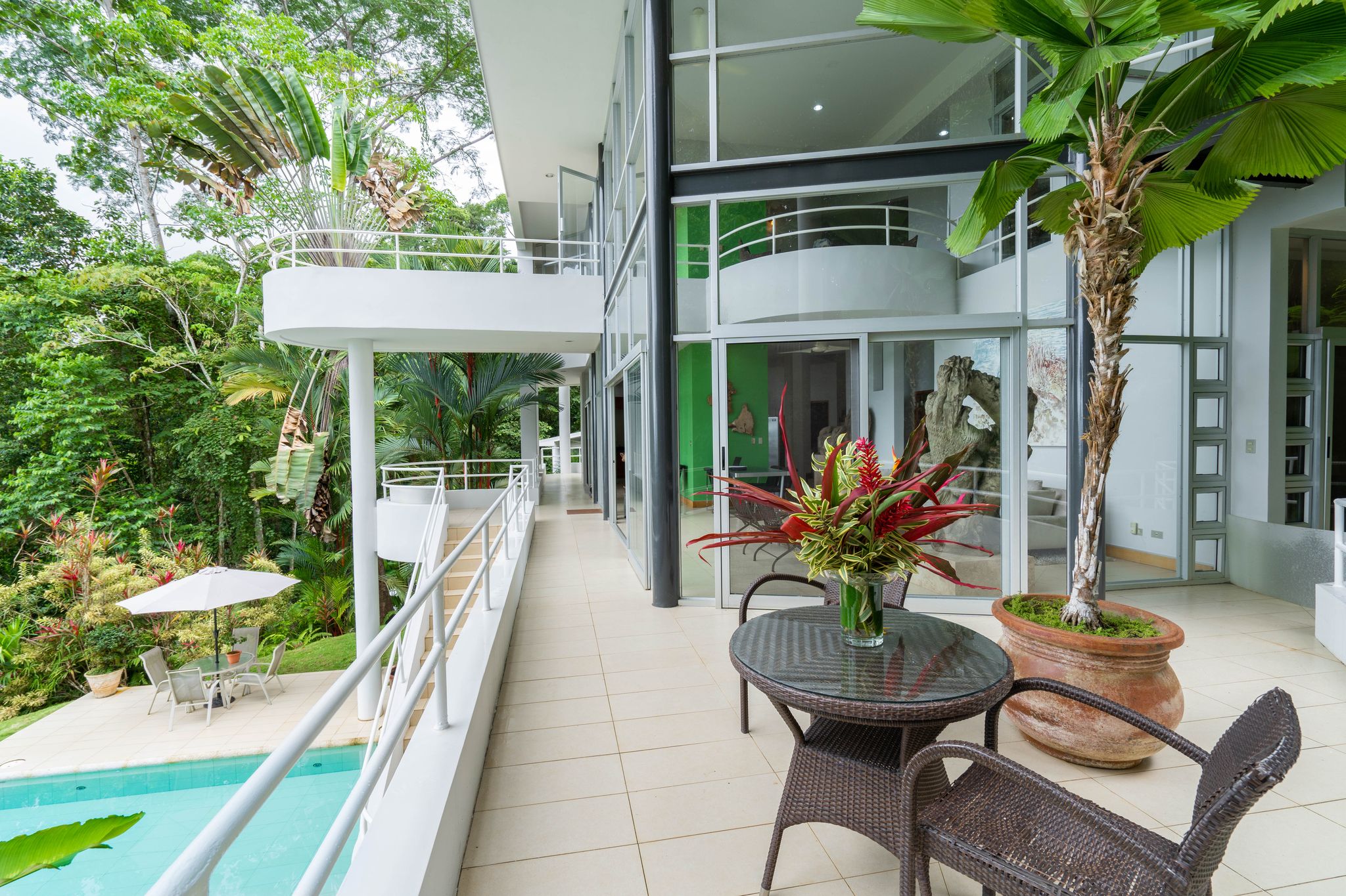 4 bed Single Family Homes For Sale in Puntarenas, Puntarenas - thumb 4