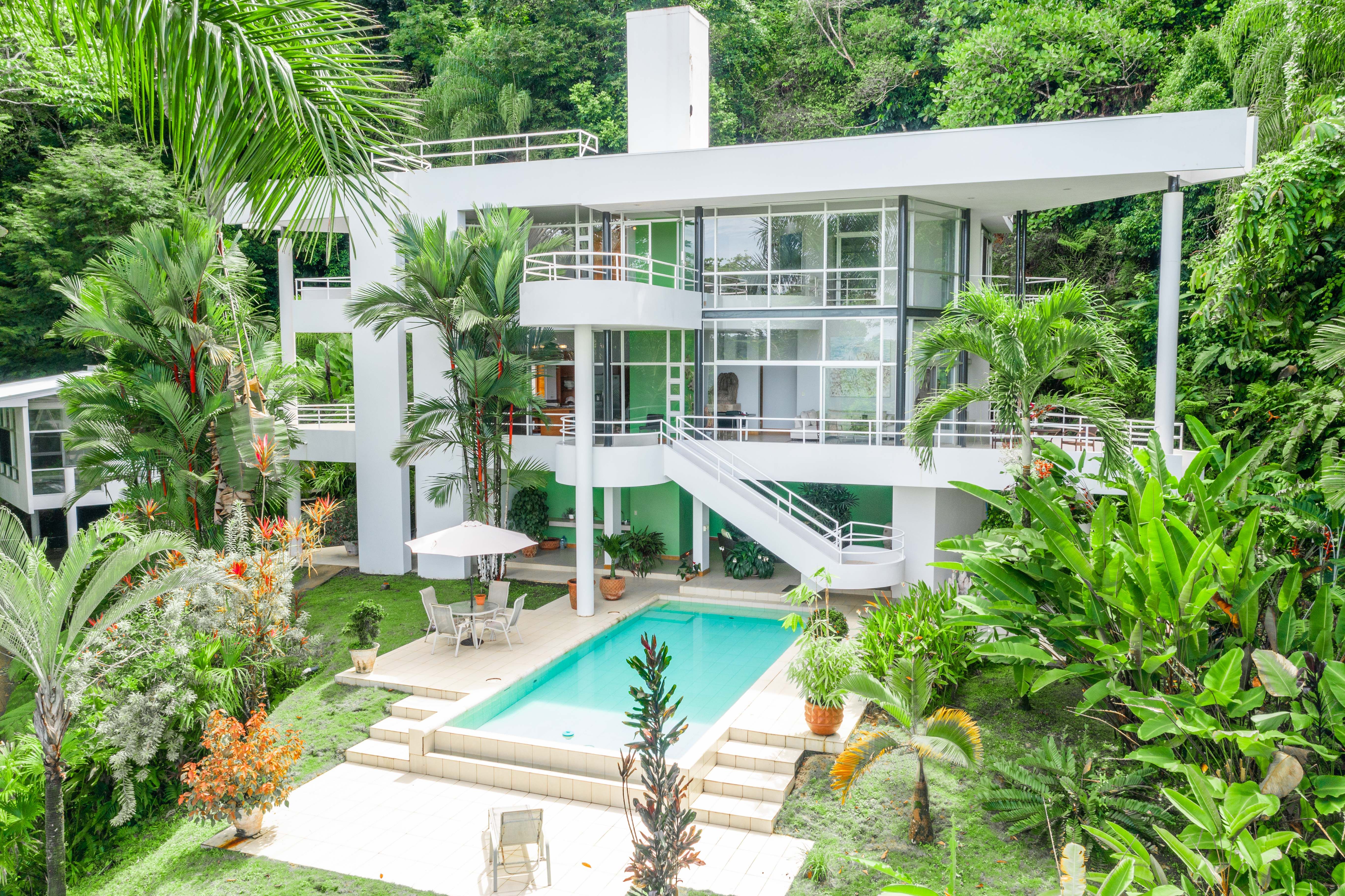 4 bed Single Family Homes For Sale in Puntarenas, Puntarenas - thumb 2