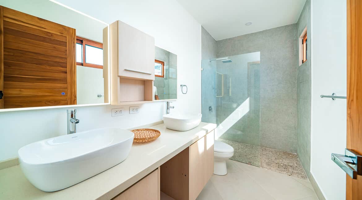 3 bed Single Family Homes For Sale in Tamarindo, Guanacaste - thumb 14