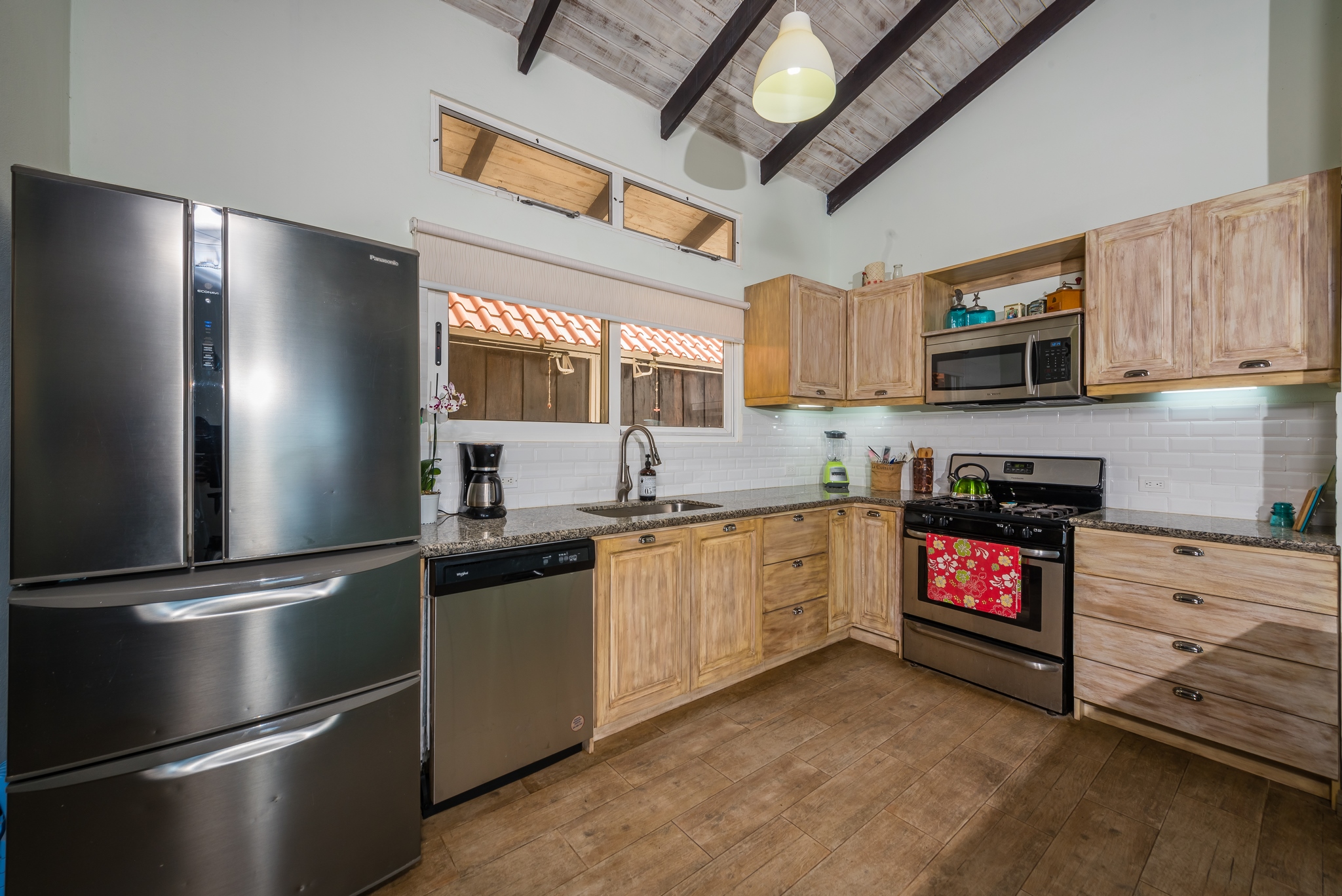 3 bed Single Family Homes For Sale in Playa Potrero, Guanacaste - thumb 3