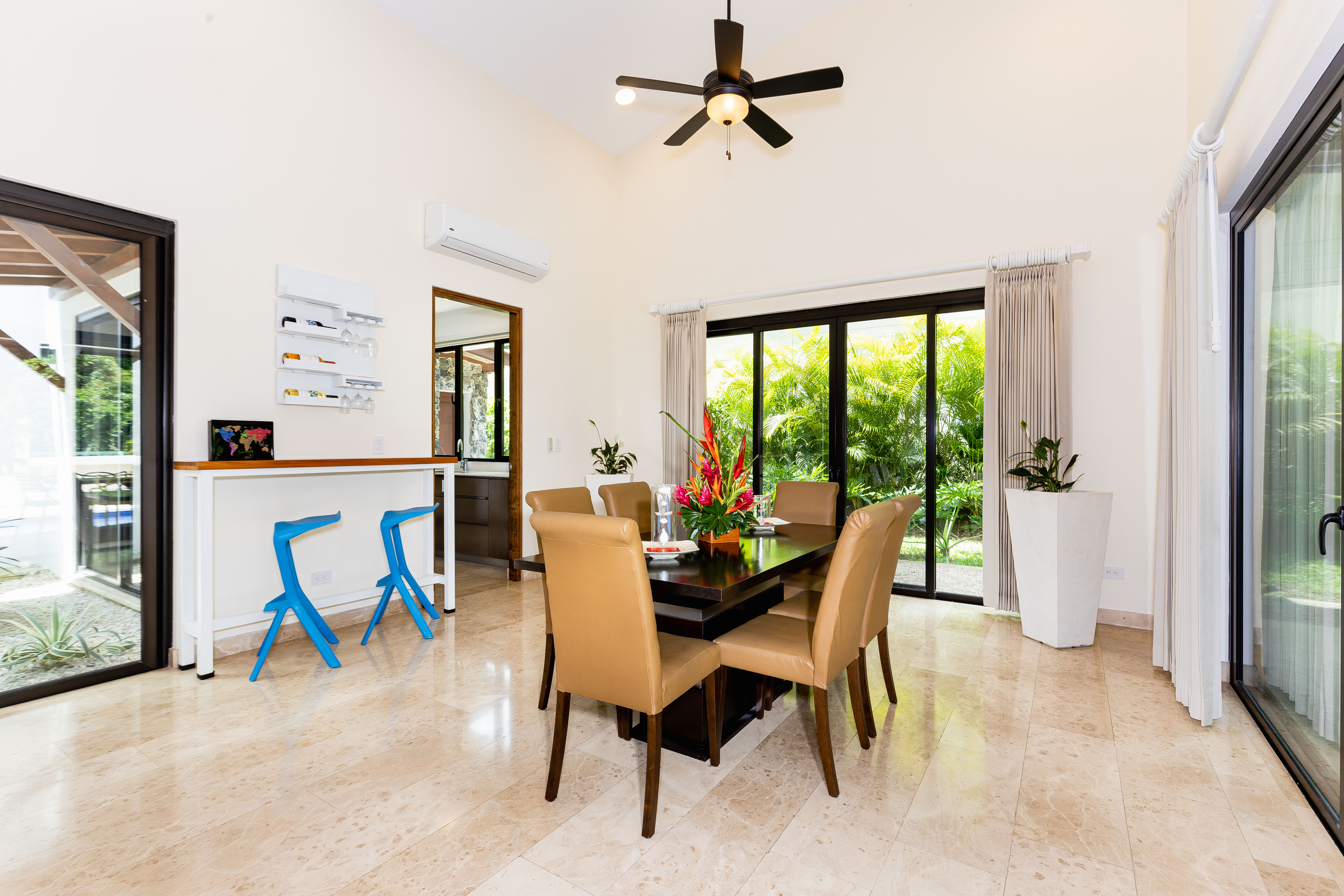 4 bed Single Family Homes For Sale in Playa Conchal, Guanacaste - thumb 23