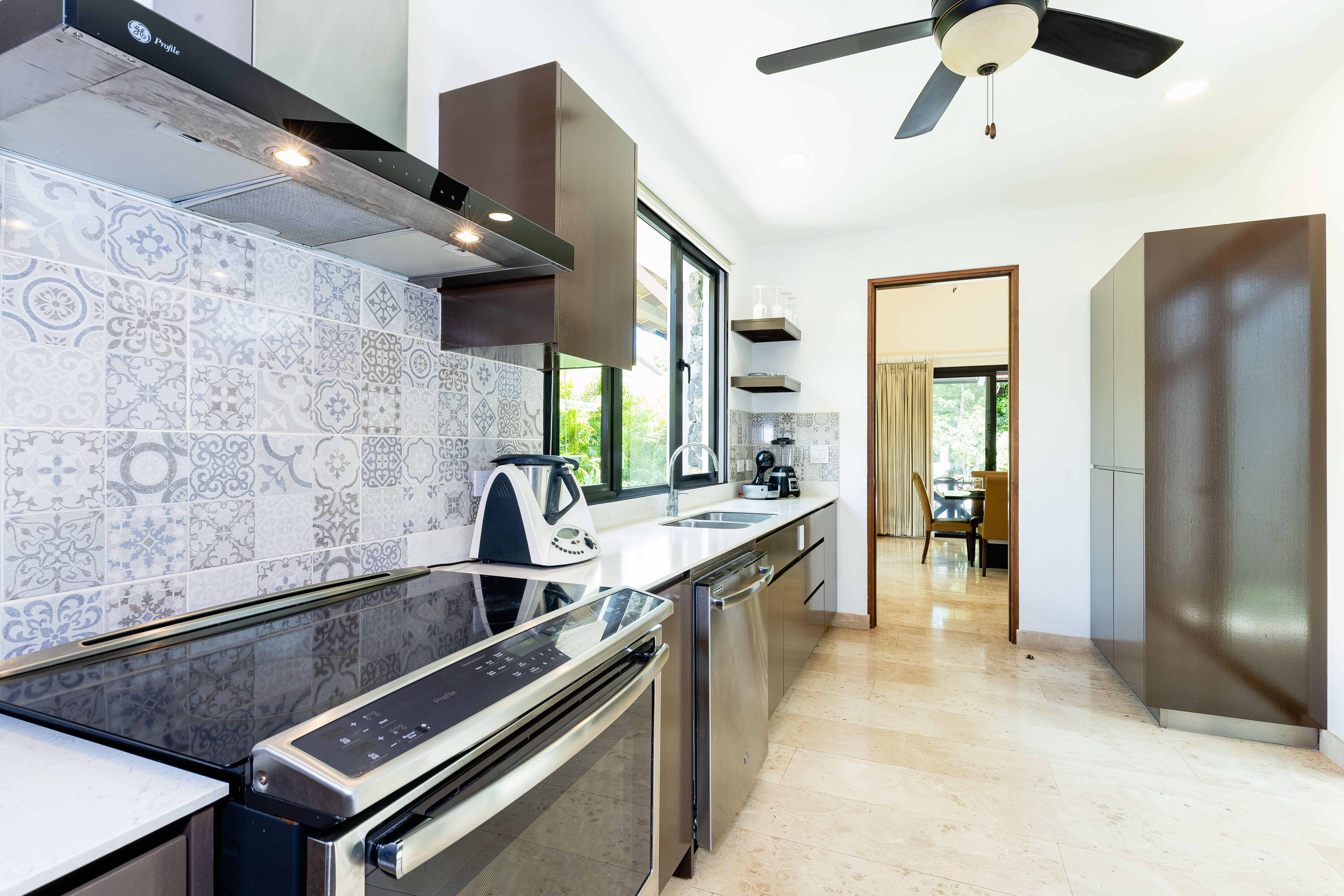 4 bed Single Family Homes For Sale in Playa Conchal, Guanacaste - thumb 26