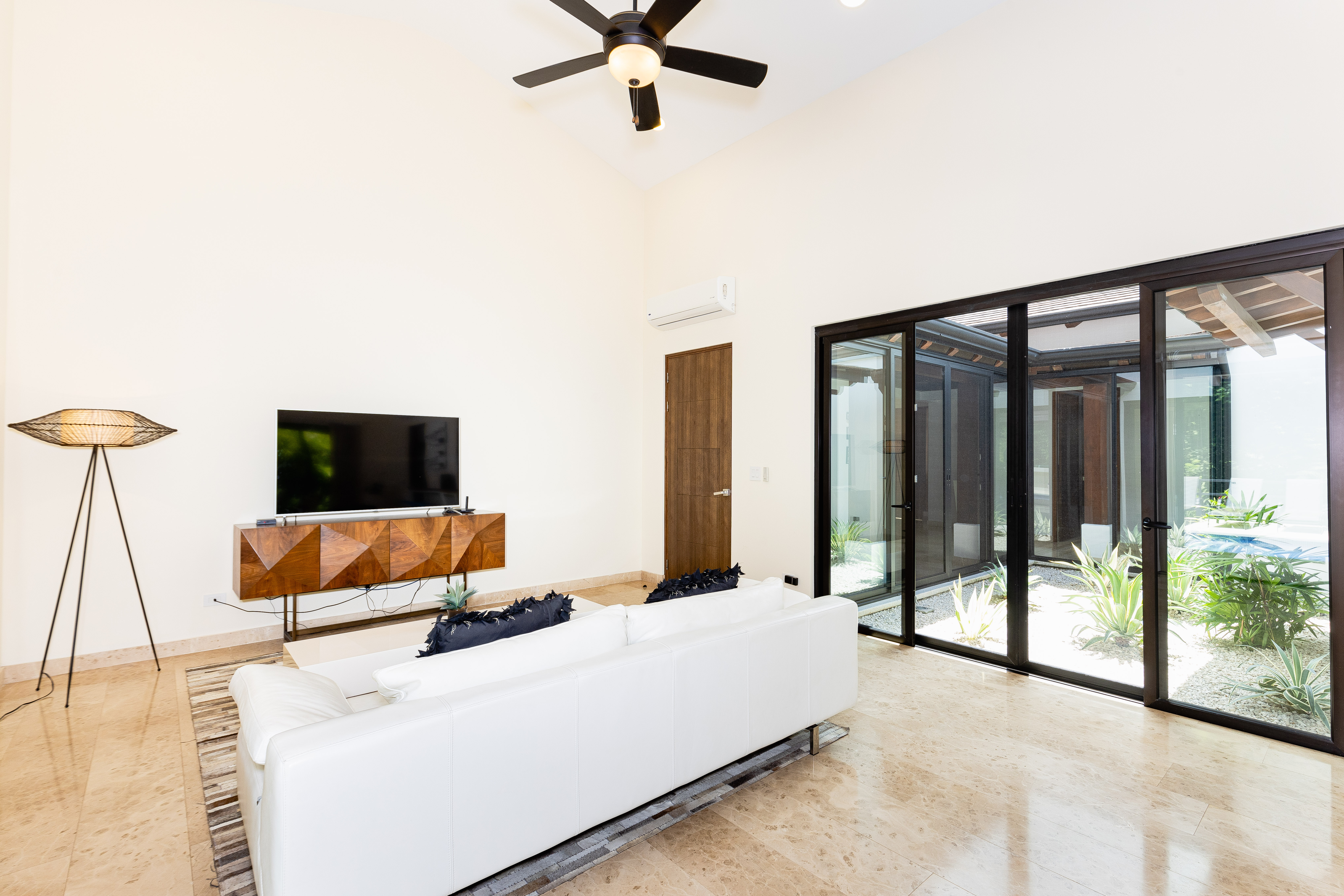 4 bed Single Family Homes For Sale in Playa Conchal, Guanacaste - thumb 21