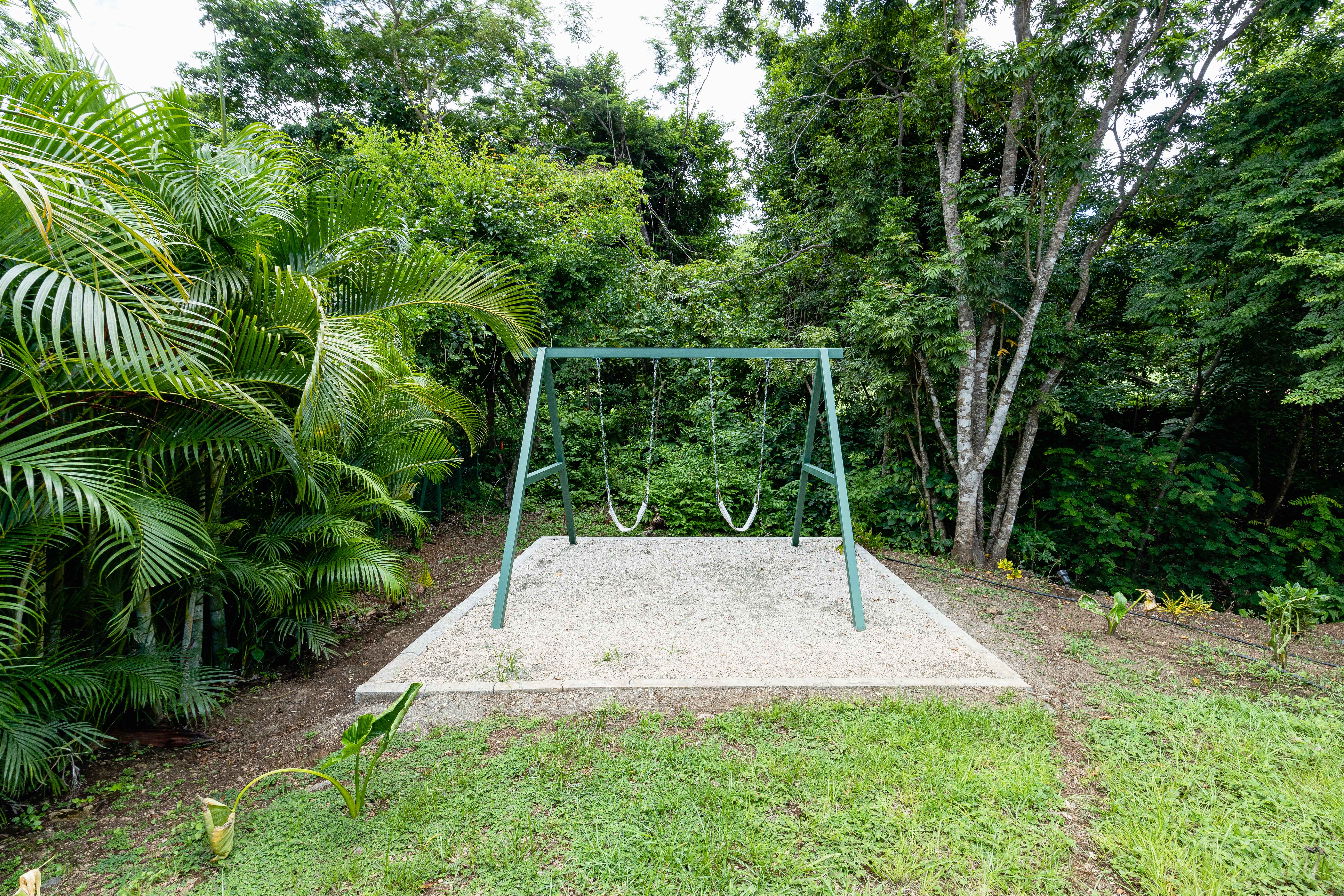 4 bed Single Family Homes For Sale in Playa Conchal, Guanacaste - thumb 9