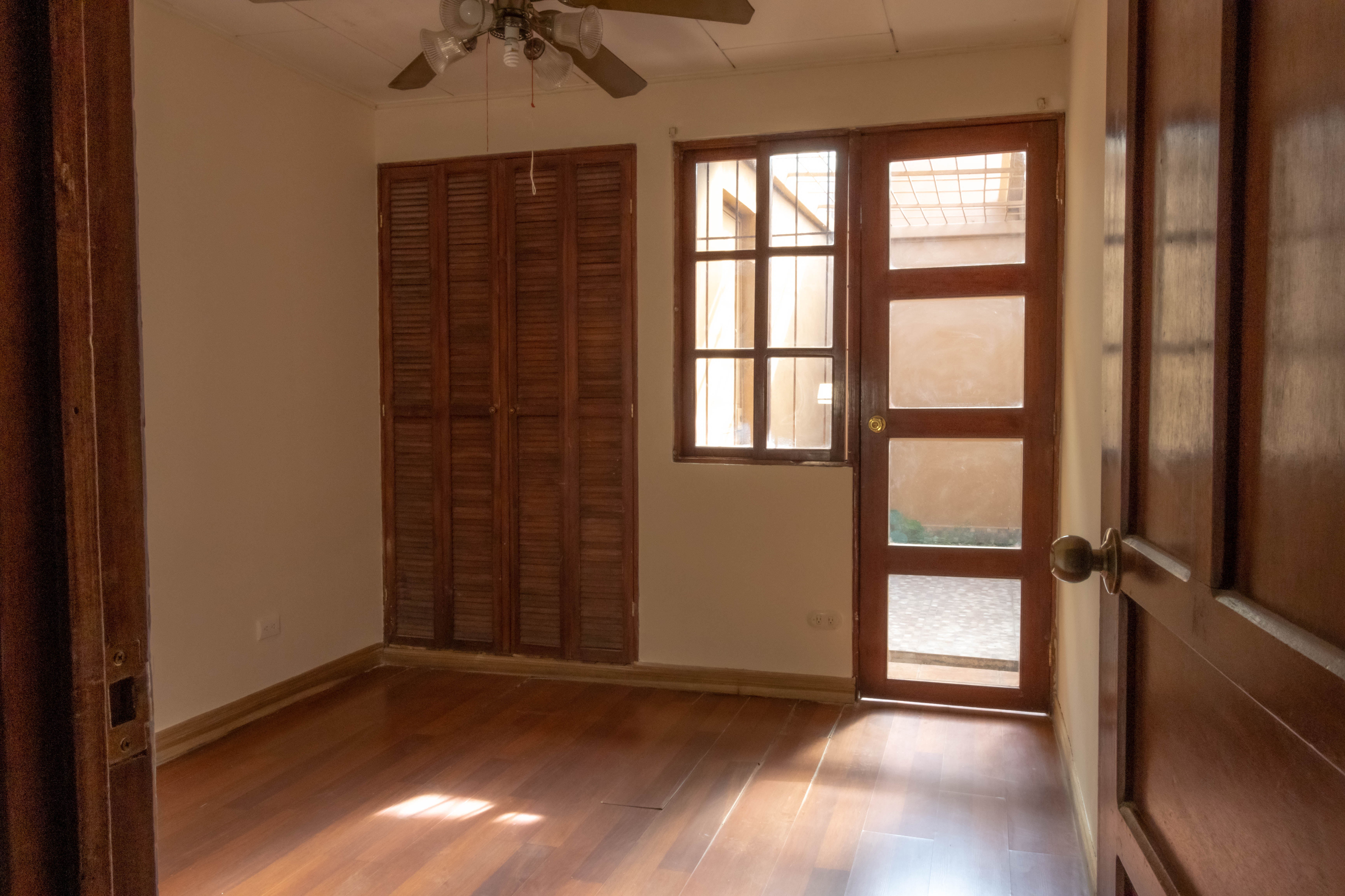 4 bed Single Family Homes For Sale in Pavas, San Jose - thumb 6