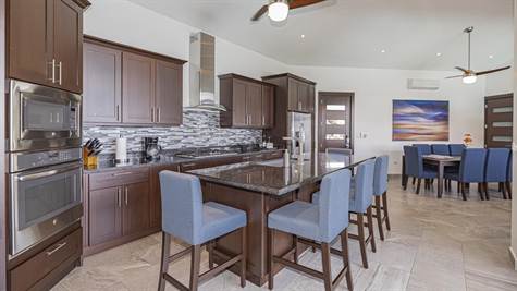 4 bed Single Family Homes For Sale in Playas Del Coco, Guanacaste - thumb 5