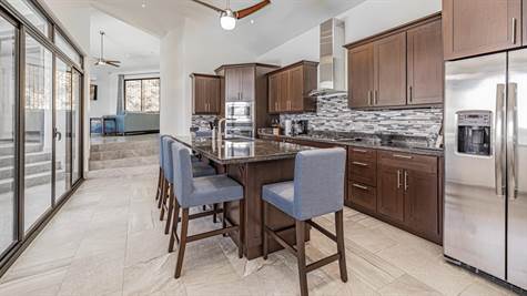 4 bed Single Family Homes For Sale in Playas Del Coco, Guanacaste - thumb 2