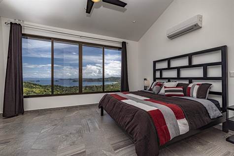 4 bed Single Family Homes For Sale in Playas Del Coco, Guanacaste - thumb 6