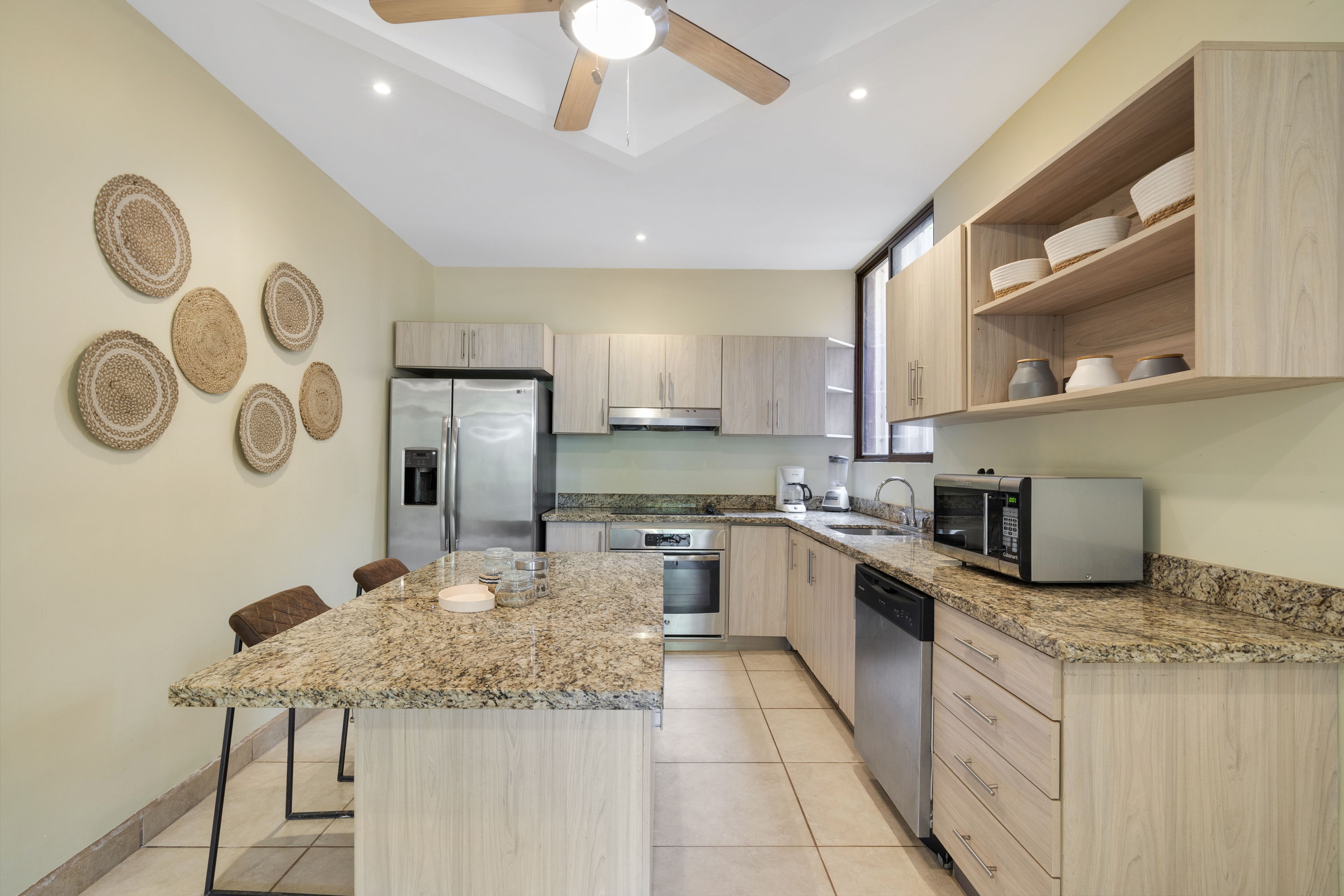 2 bed Condo For Sale in Tamarindo, Guanacaste - thumb 6