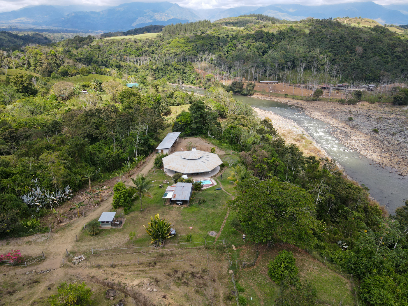 2 bed Single Family Homes For Sale in Perez Zeledon, San Jose - thumb 1