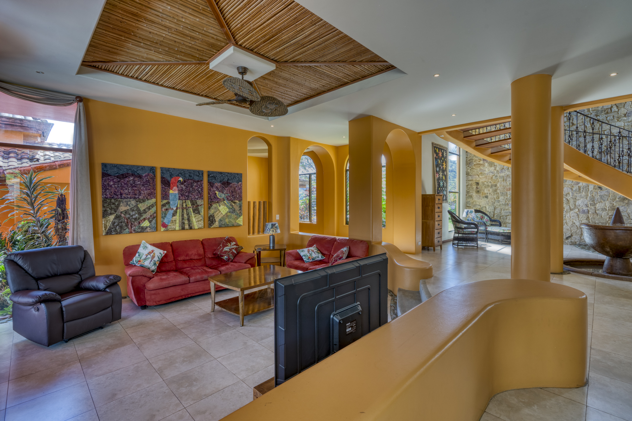 5 bed Single Family Homes For Sale in Perez Zeledon, San Jose - thumb 15