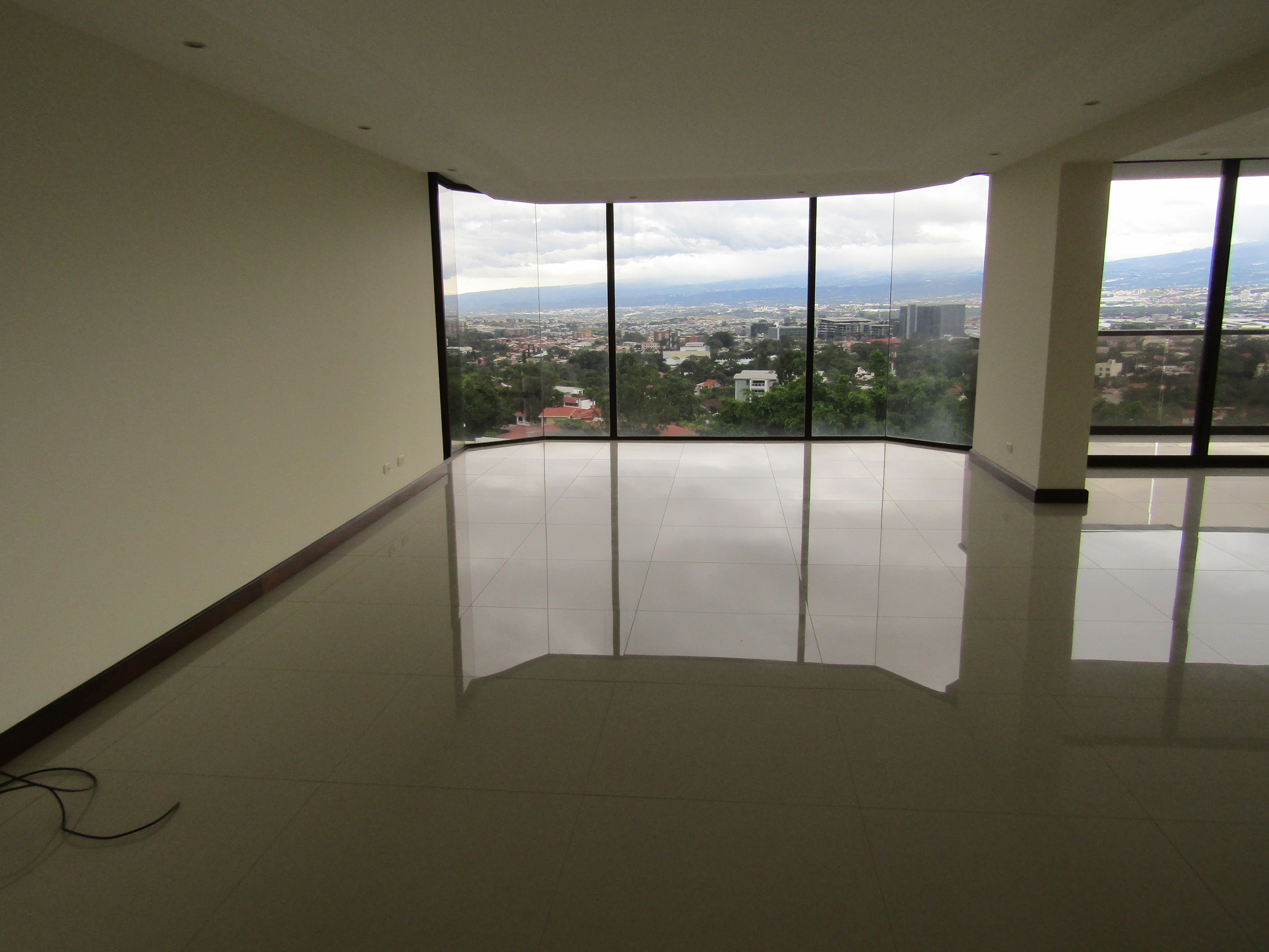 4 bed Condo For Sale in Escazu, San Jose - thumb 3