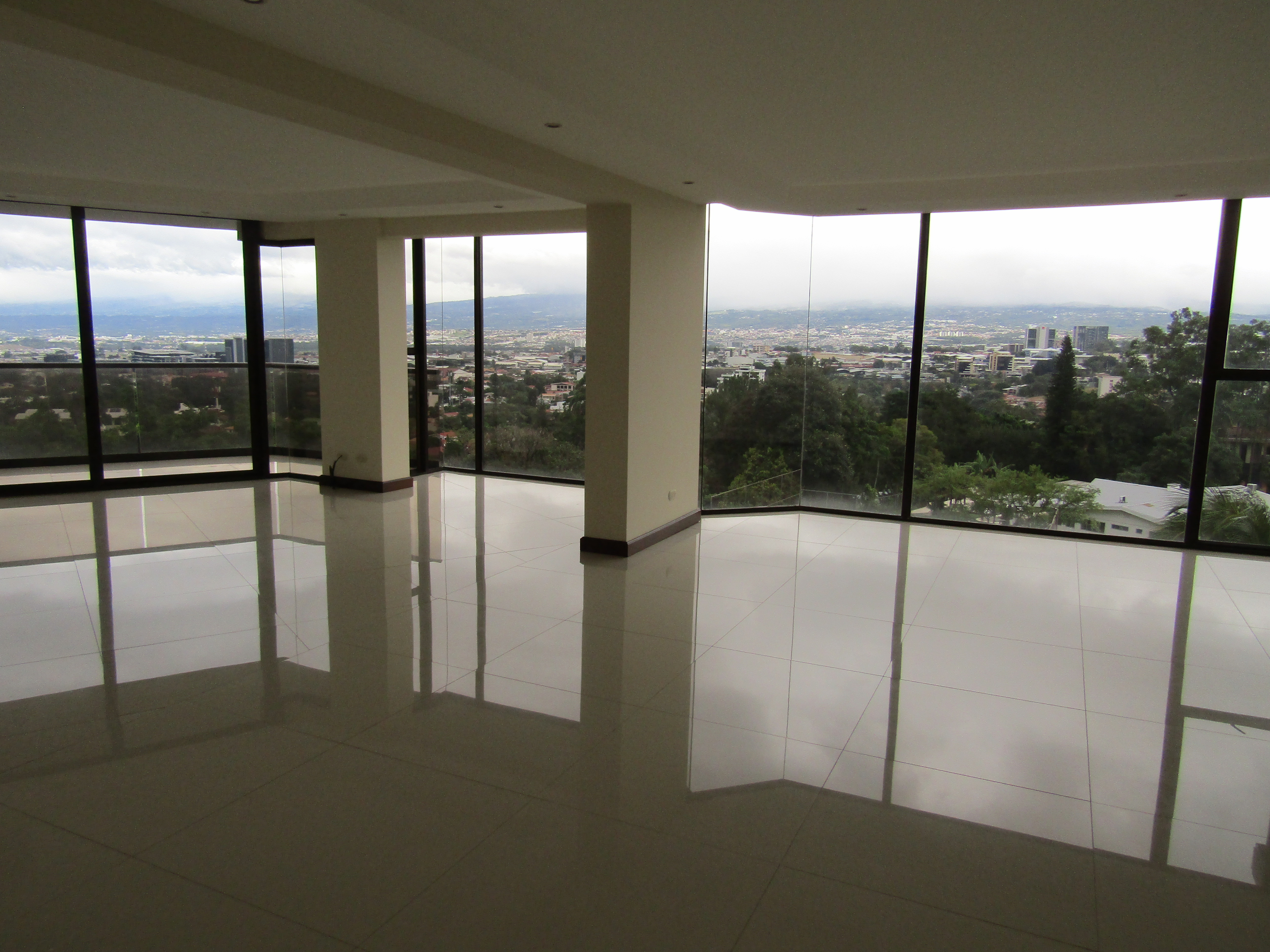 4 bed Condo For Sale in Escazu, San Jose - thumb 5