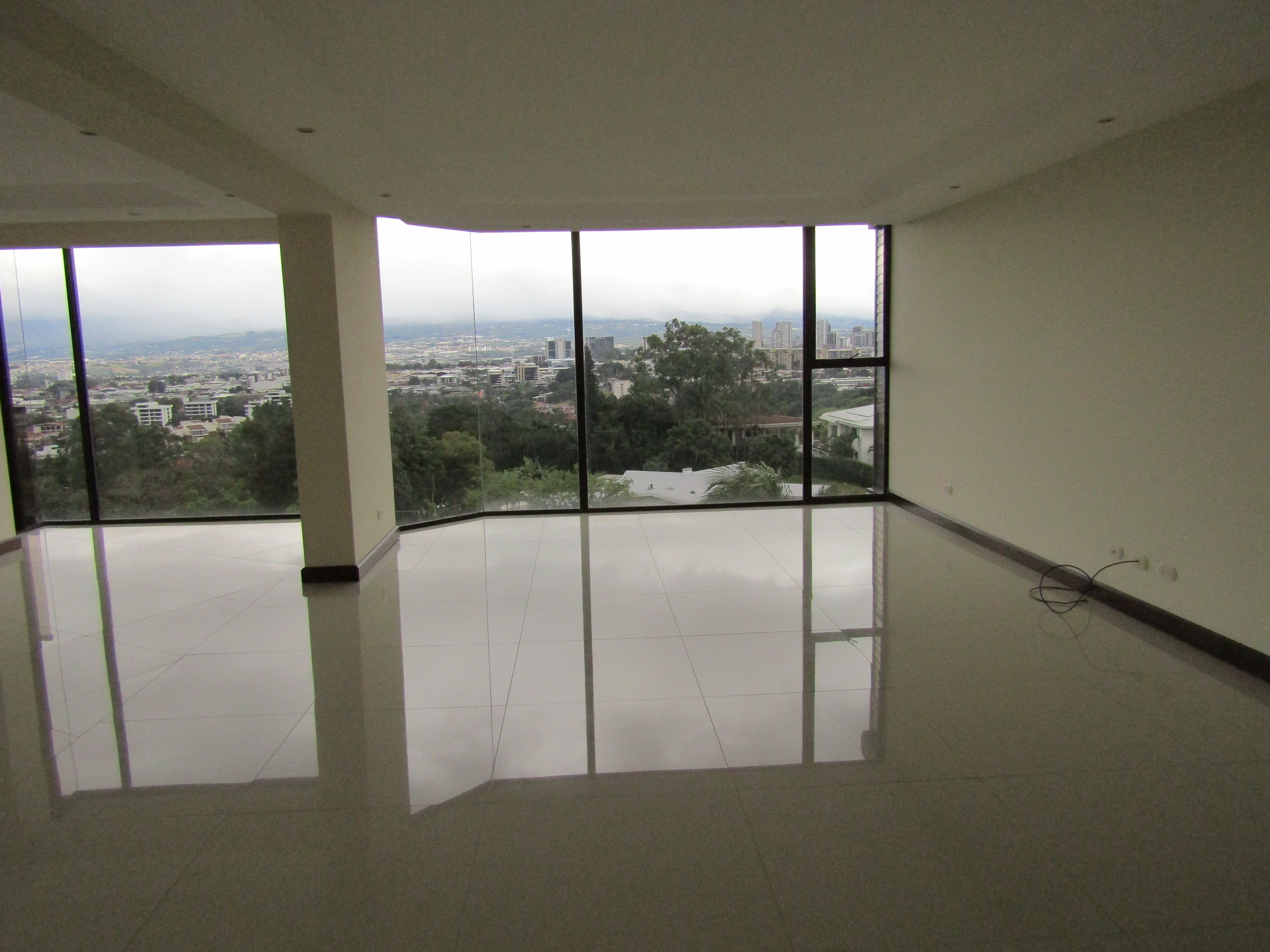 4 bed Condo For Sale in Escazu, San Jose - thumb 4