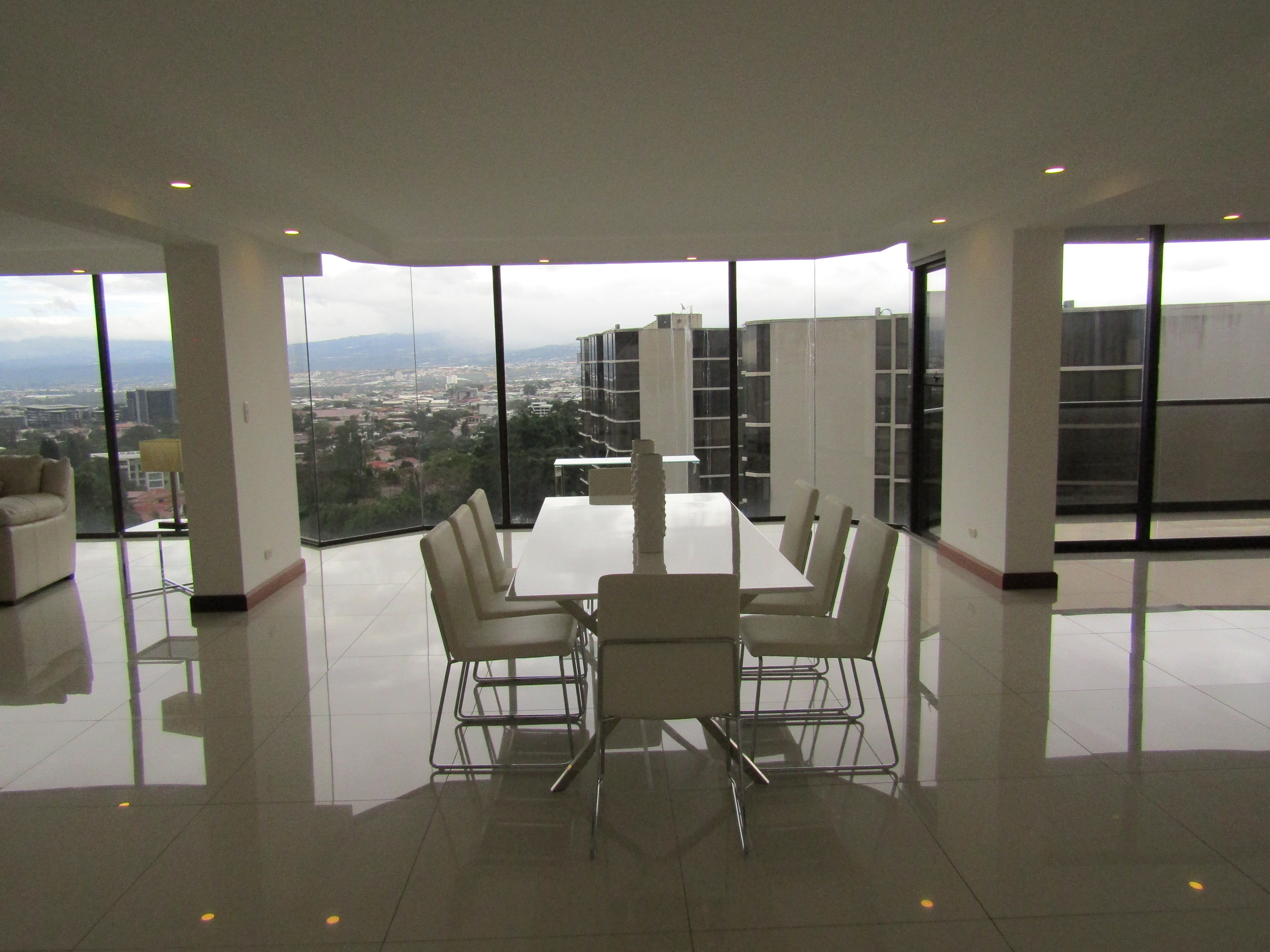 4 bed Condo For Sale in Escazu, San Jose - thumb 1