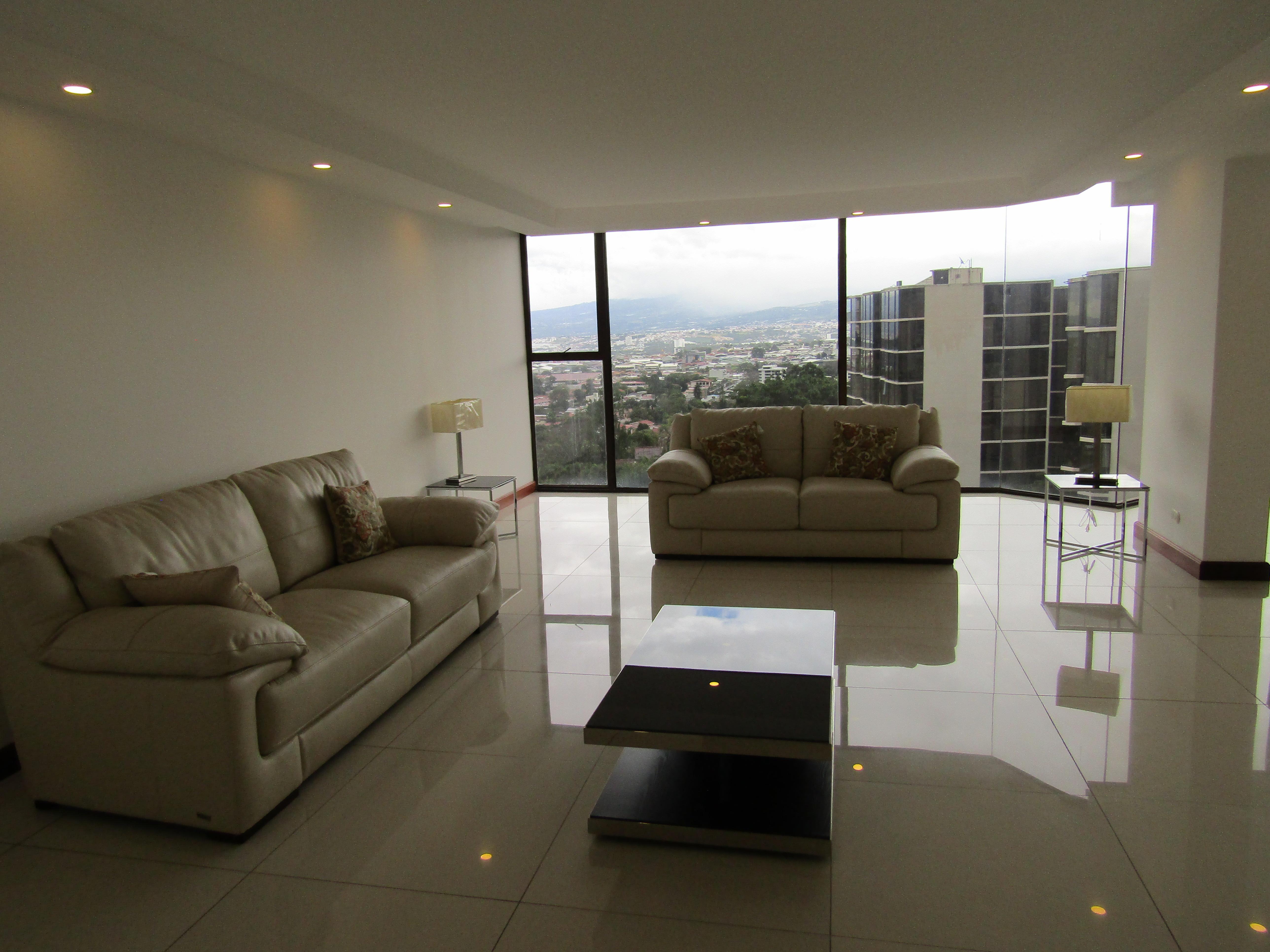 4 bed Condo For Sale in Escazu, San Jose - thumb 3