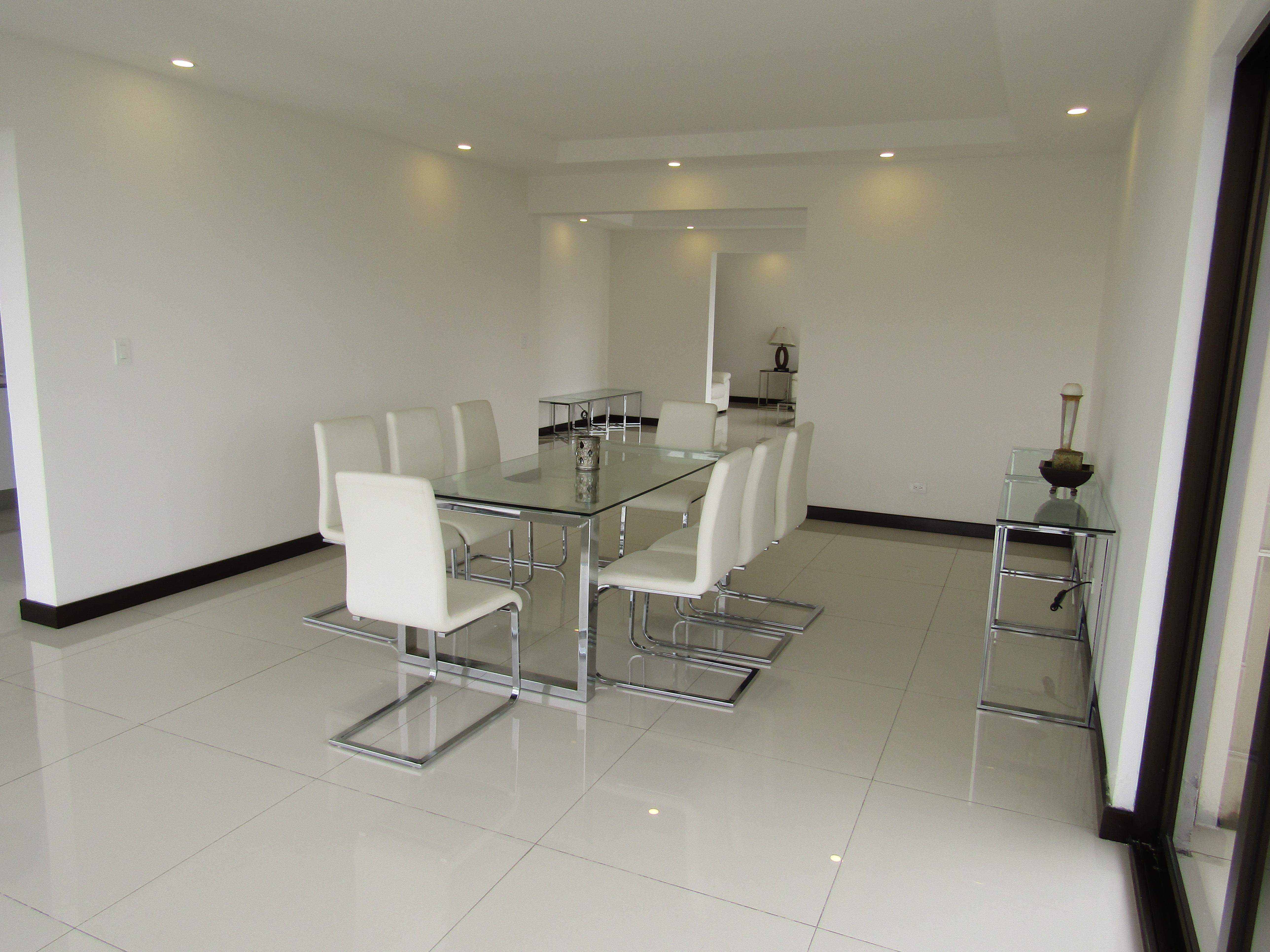 3 bed Condo For Sale in Escazu, San Jose - thumb 4