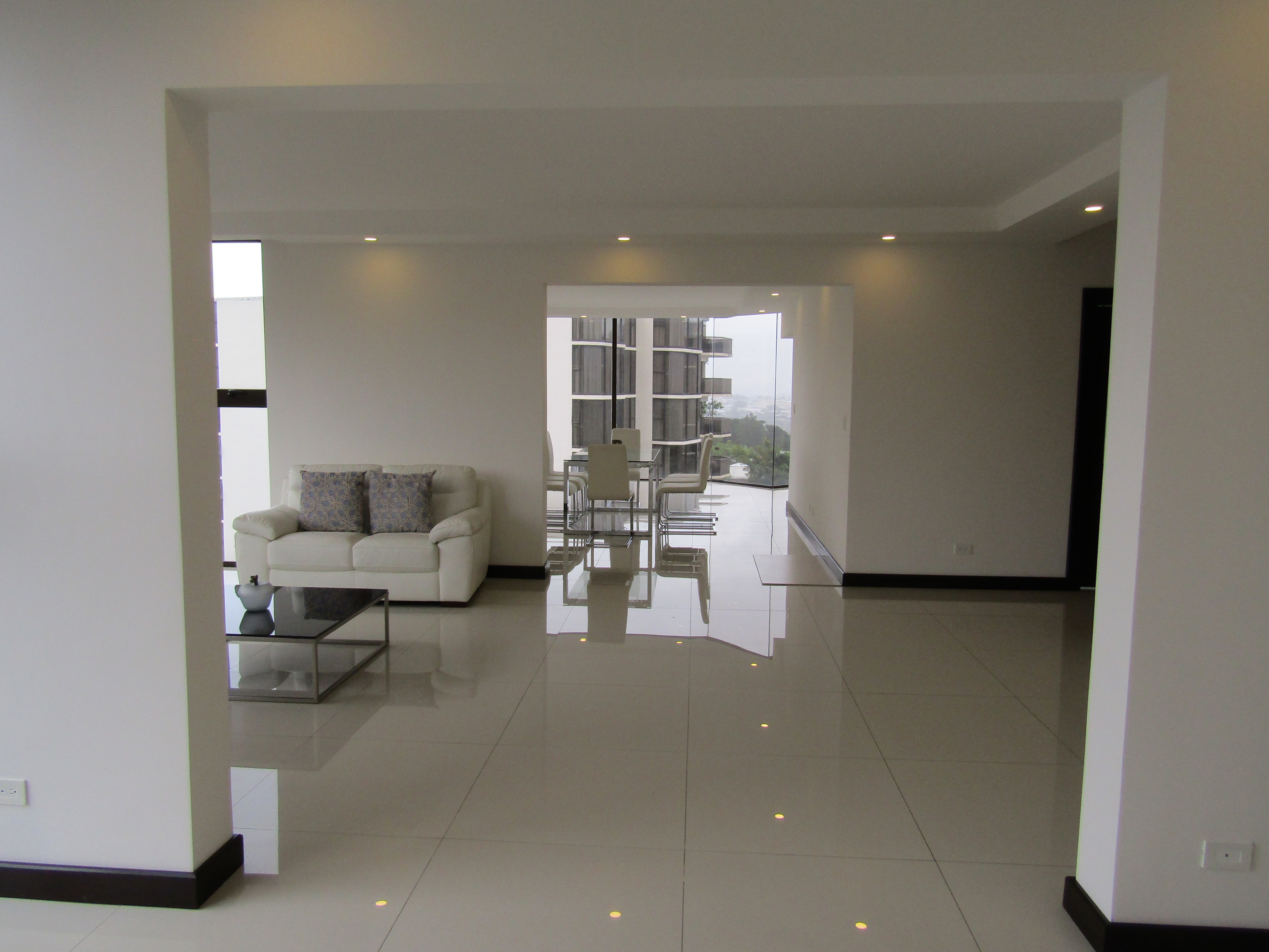 3 bed Condo For Sale in Escazu, San Jose - thumb 5