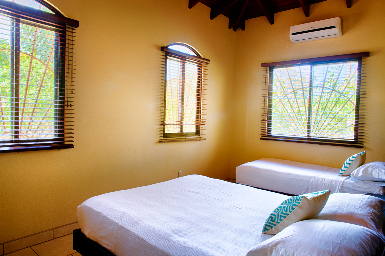 6 bed Single Family Homes For Sale in Playa Negra, Guanacaste - thumb 20