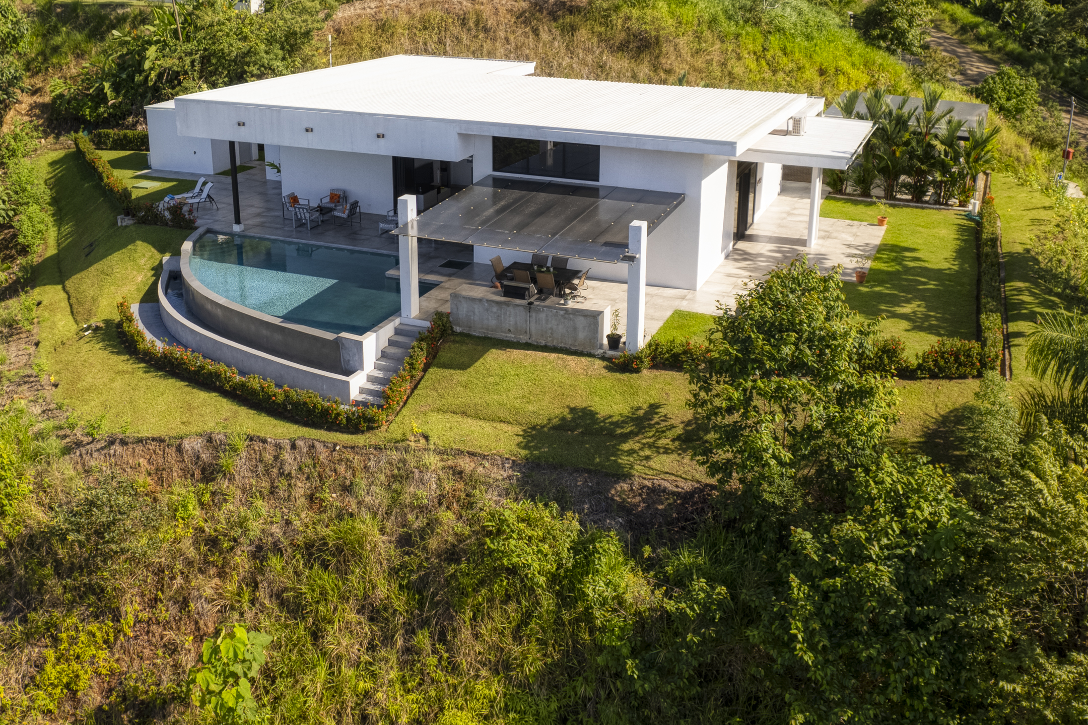3 bed Single Family Homes For Sale in Ojochal, Puntarenas - thumb 29