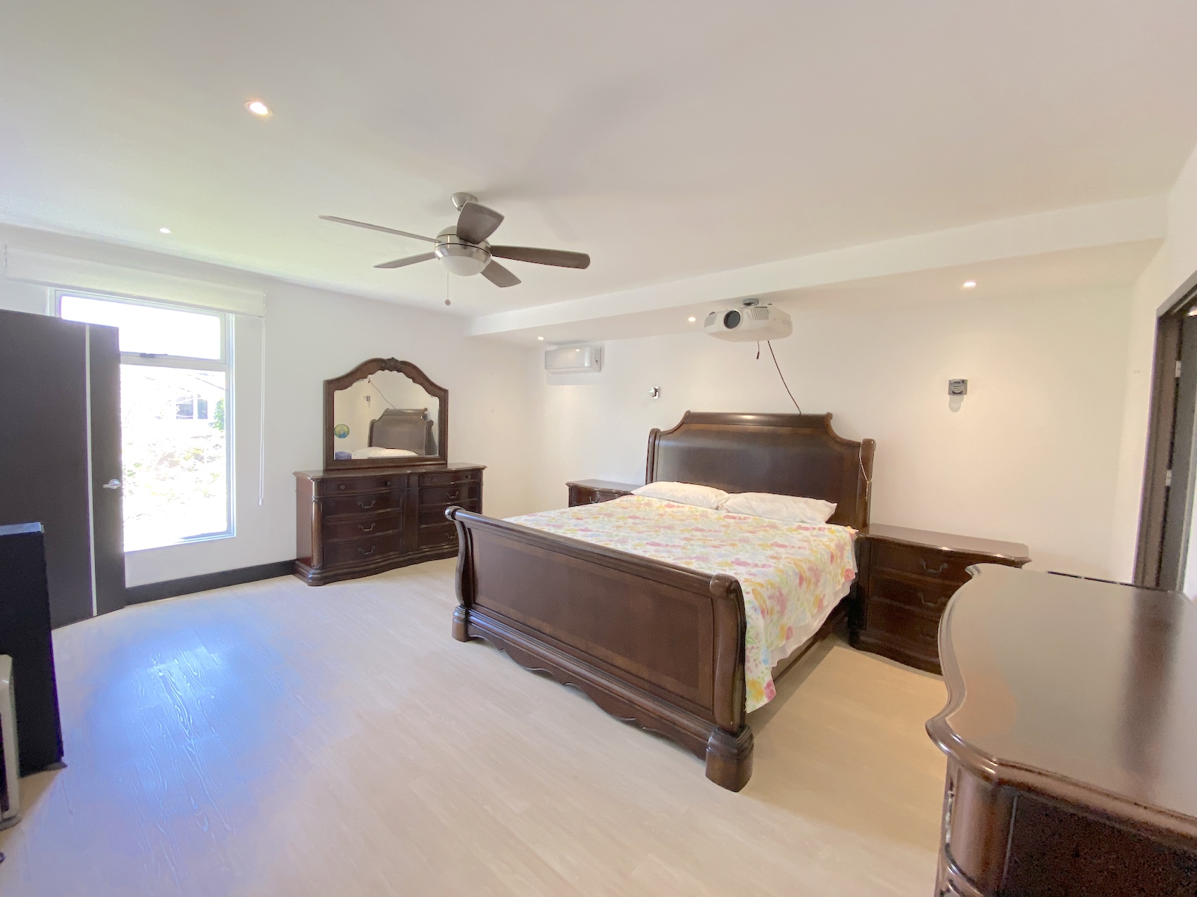 4 bed Single Family Homes For Sale in Santa Ana, San Jose - thumb 21