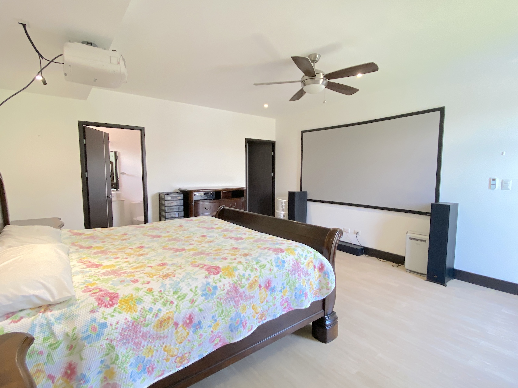 4 bed Single Family Homes For Sale in Santa Ana, San Jose - thumb 20