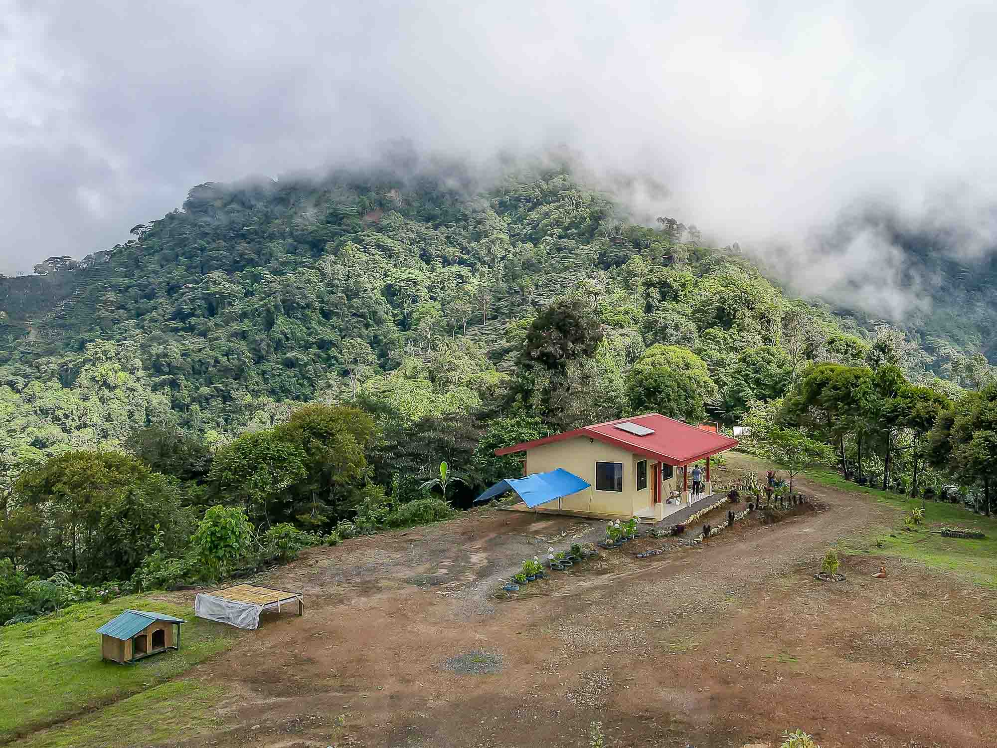4 bed Single Family Homes For Sale in Manuel Antonio, Puntarenas - thumb 8