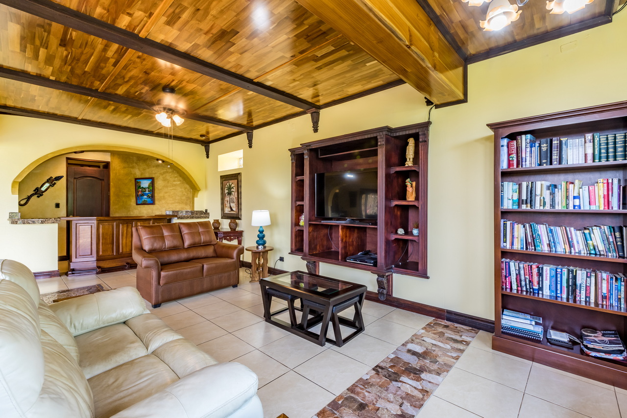 8 bed Single Family Homes For Sale in Atenas, Alajuela - thumb 22