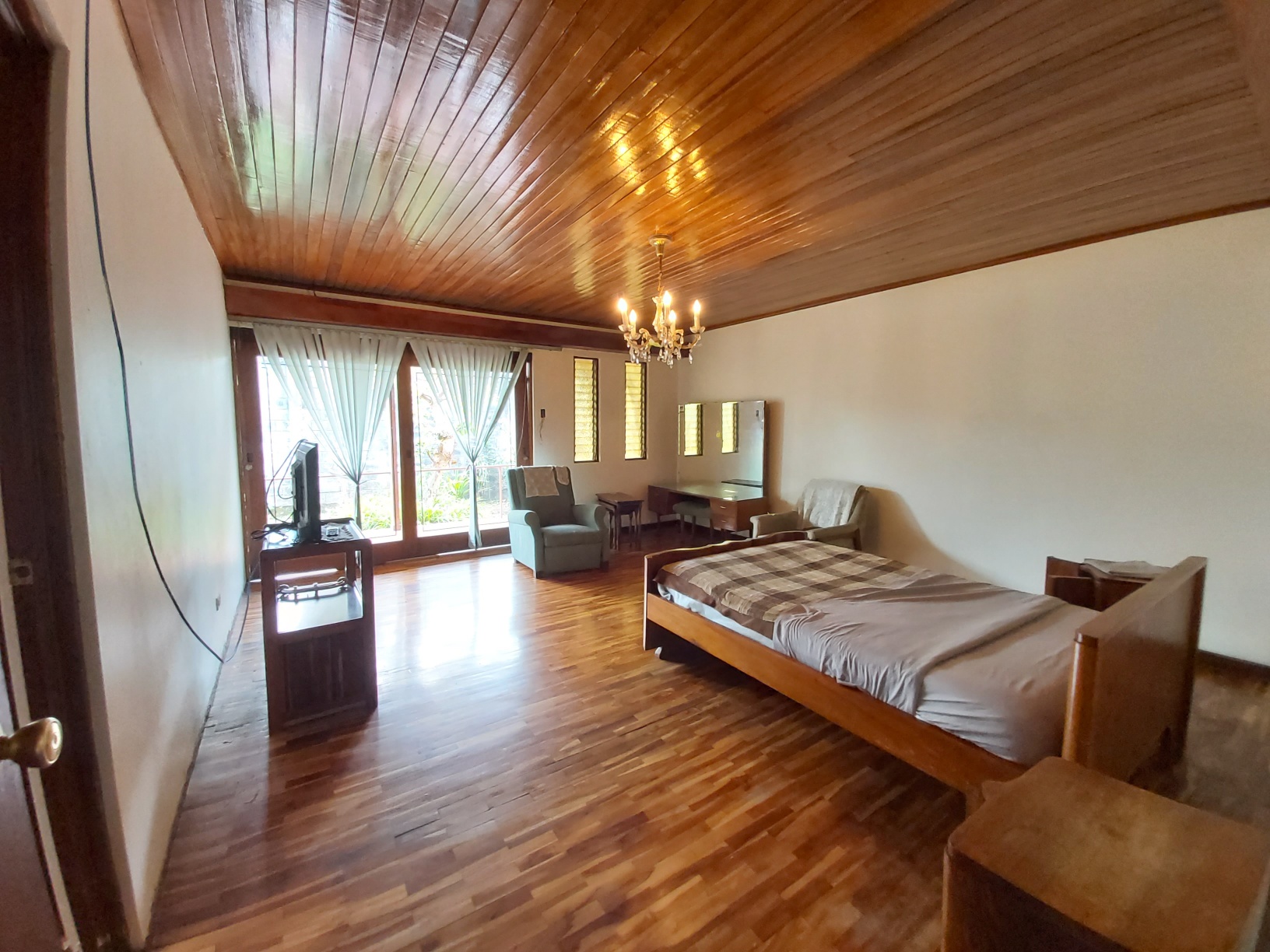 5 bed Single Family Homes For Rent in Zapote, San Jose - thumb 6