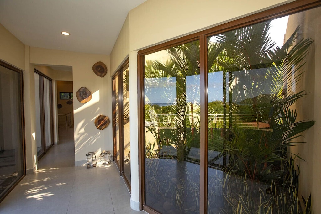 5 bed Condo For Rent in Playas Del Coco, Guanacaste - thumb 6
