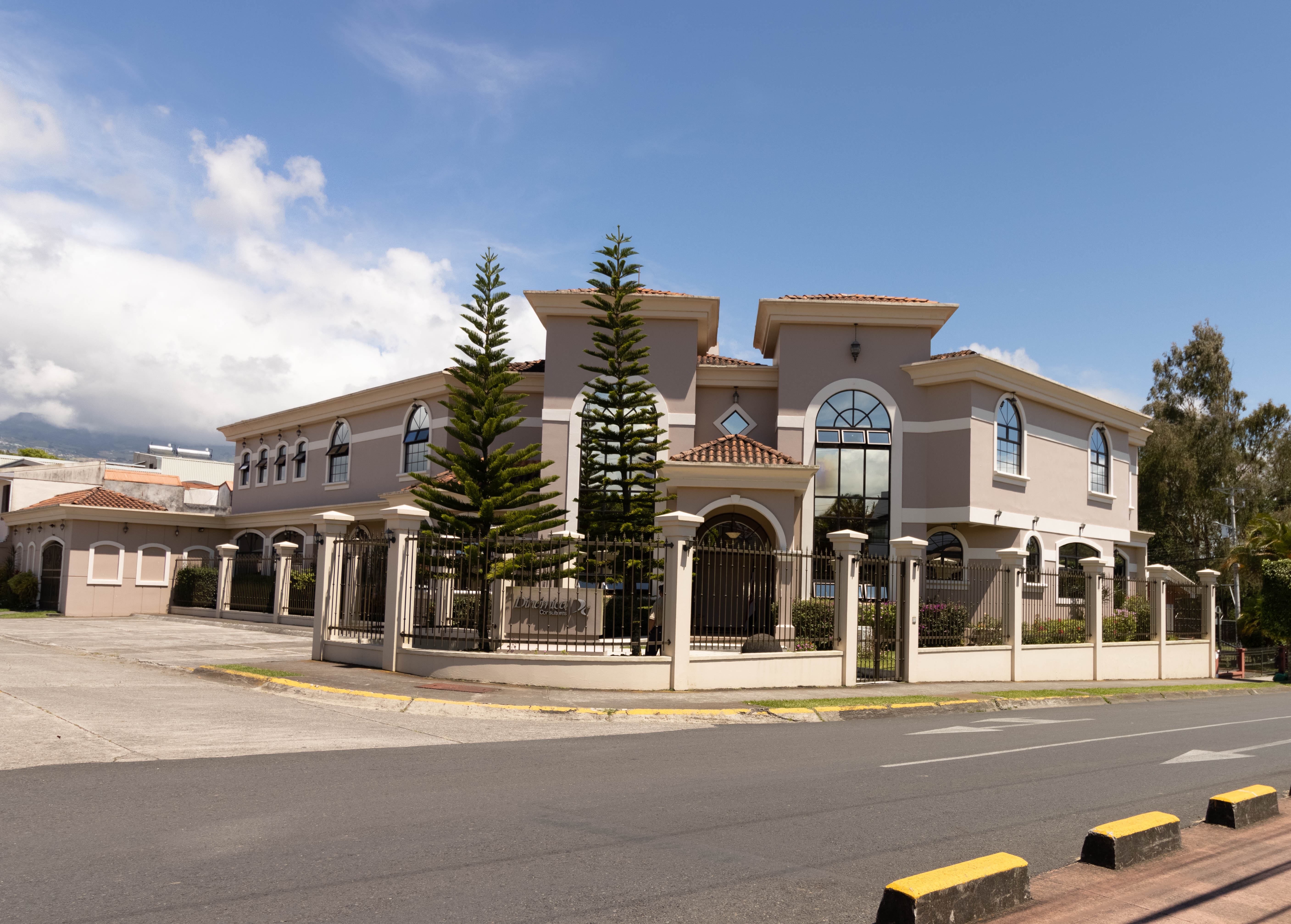 18 bed Commercial For Sale in Oriental, Cartago - thumb 3