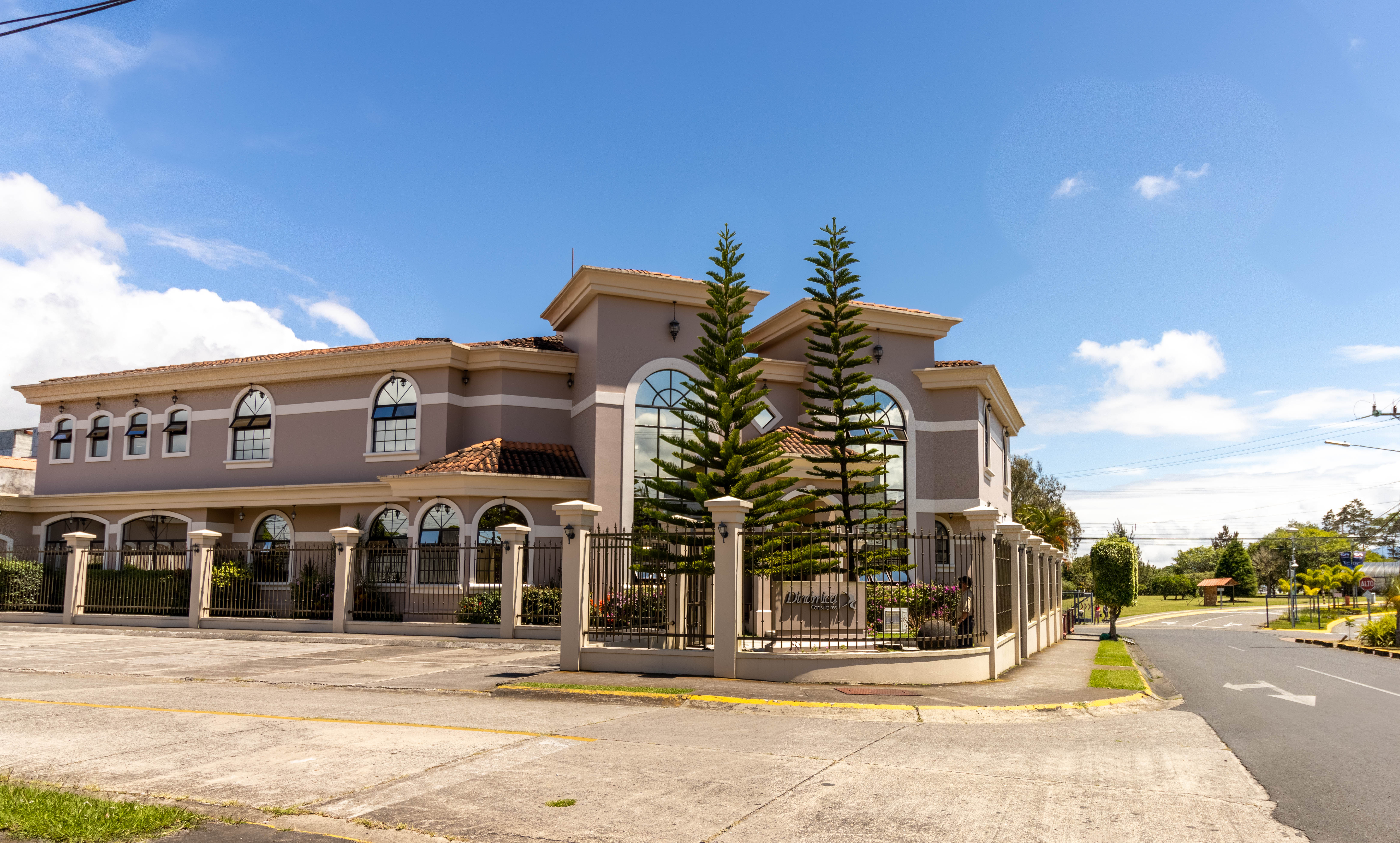 18 bed Commercial For Sale in Oriental, Cartago - thumb 2