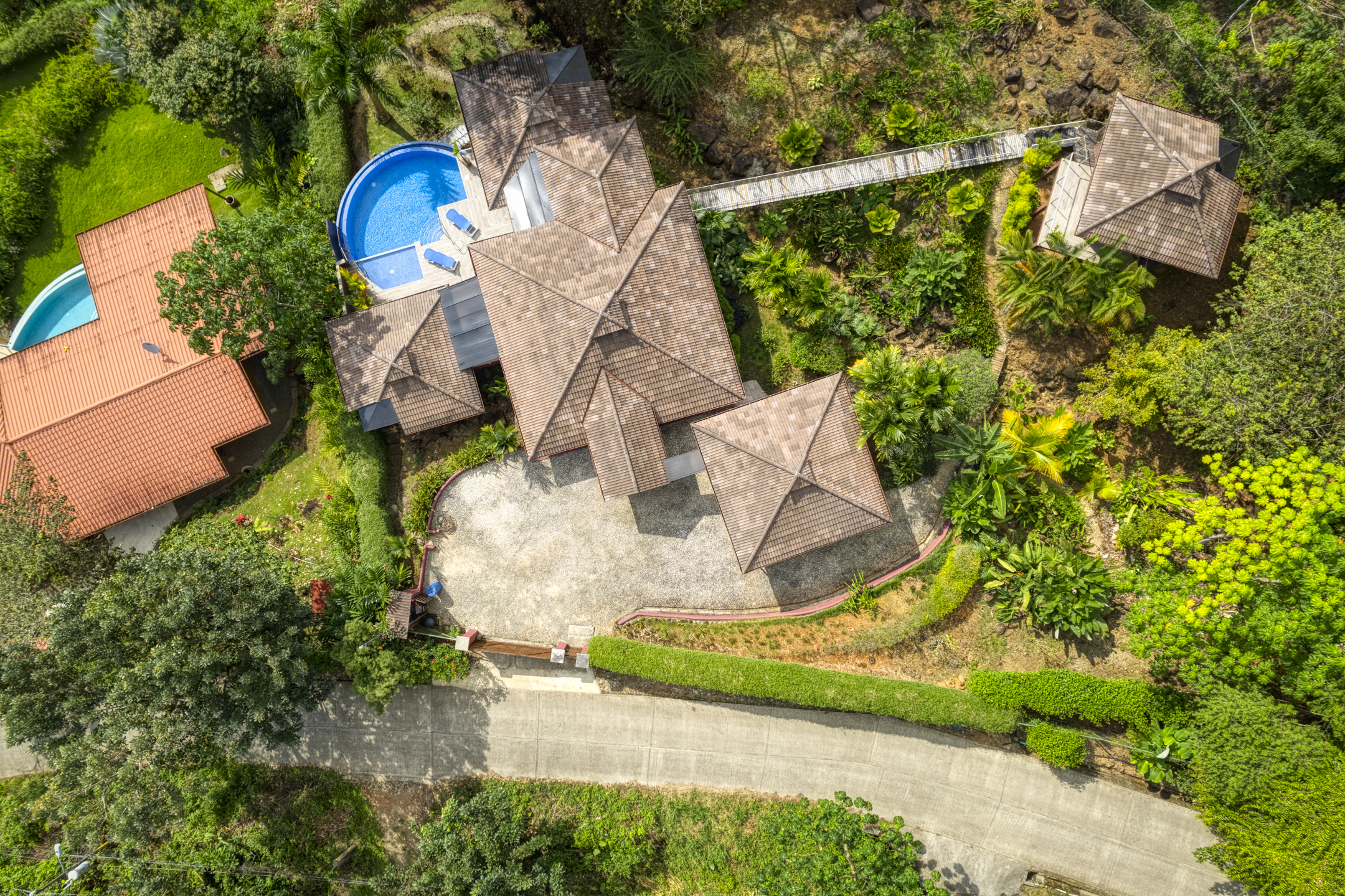 3 bed Single Family Homes For Sale in Dominical, Puntarenas - thumb 5