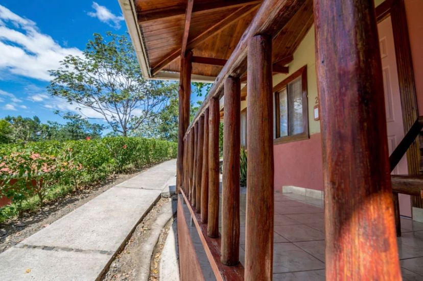 25 bed Hotel / Leisure For Sale in Tarcoles, Puntarenas - thumb 5