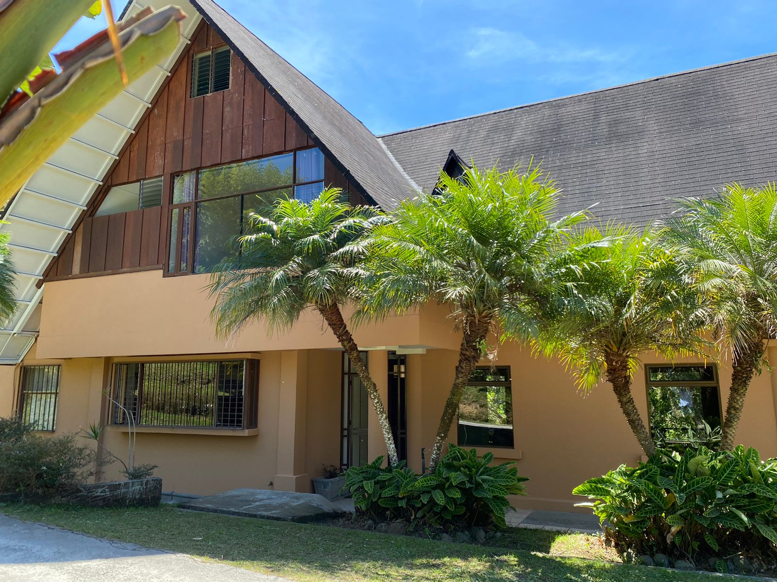 5 bed Single Family Homes For Sale in Tres Ríos, Cartago - thumb 1