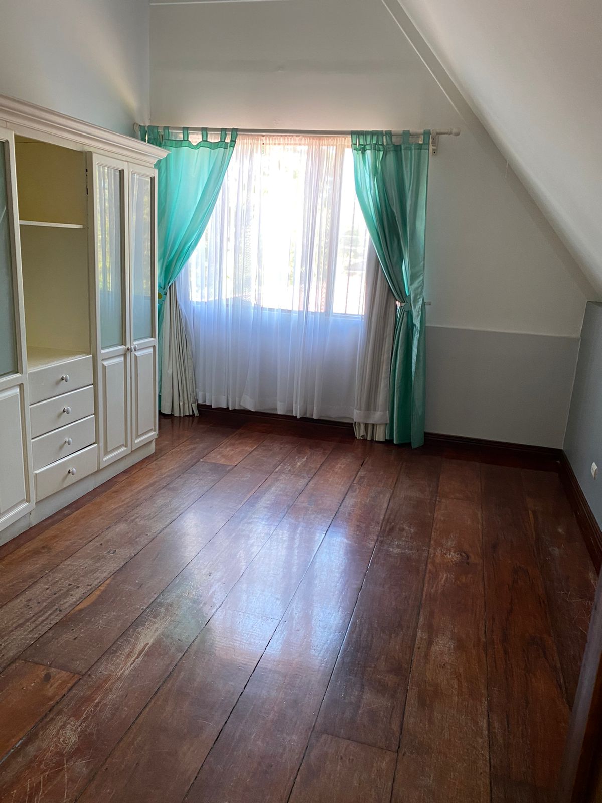 5 bed Single Family Homes For Sale in Tres Ríos, Cartago - thumb 7