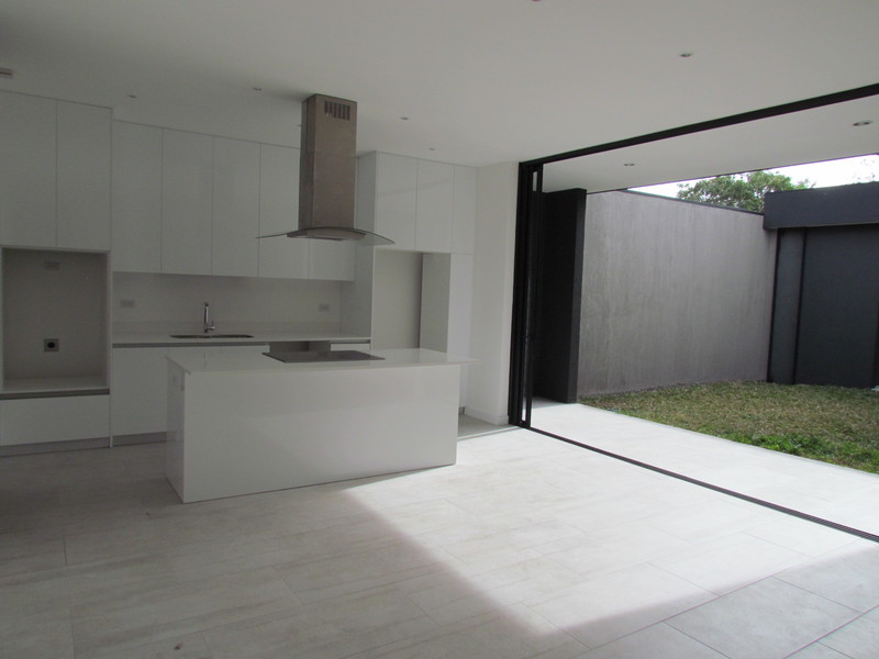 3 bed Single Family Homes For Sale in Santa Ana, San Jose - 1