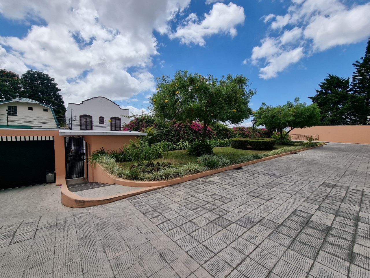 5 bed Condo For Sale in Curridabat, San Jose - thumb 3