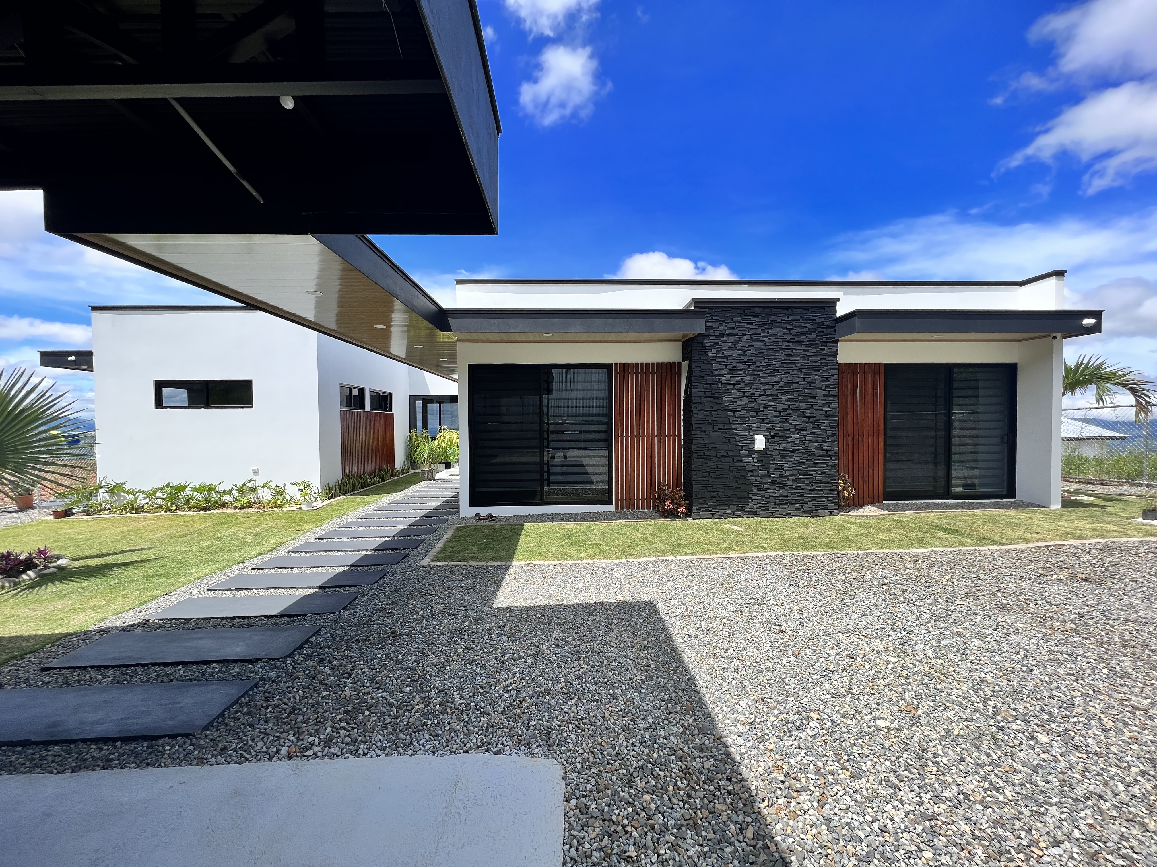 3 bed Single Family Homes For Sale in Perez Zeledon, San Jose - thumb 28