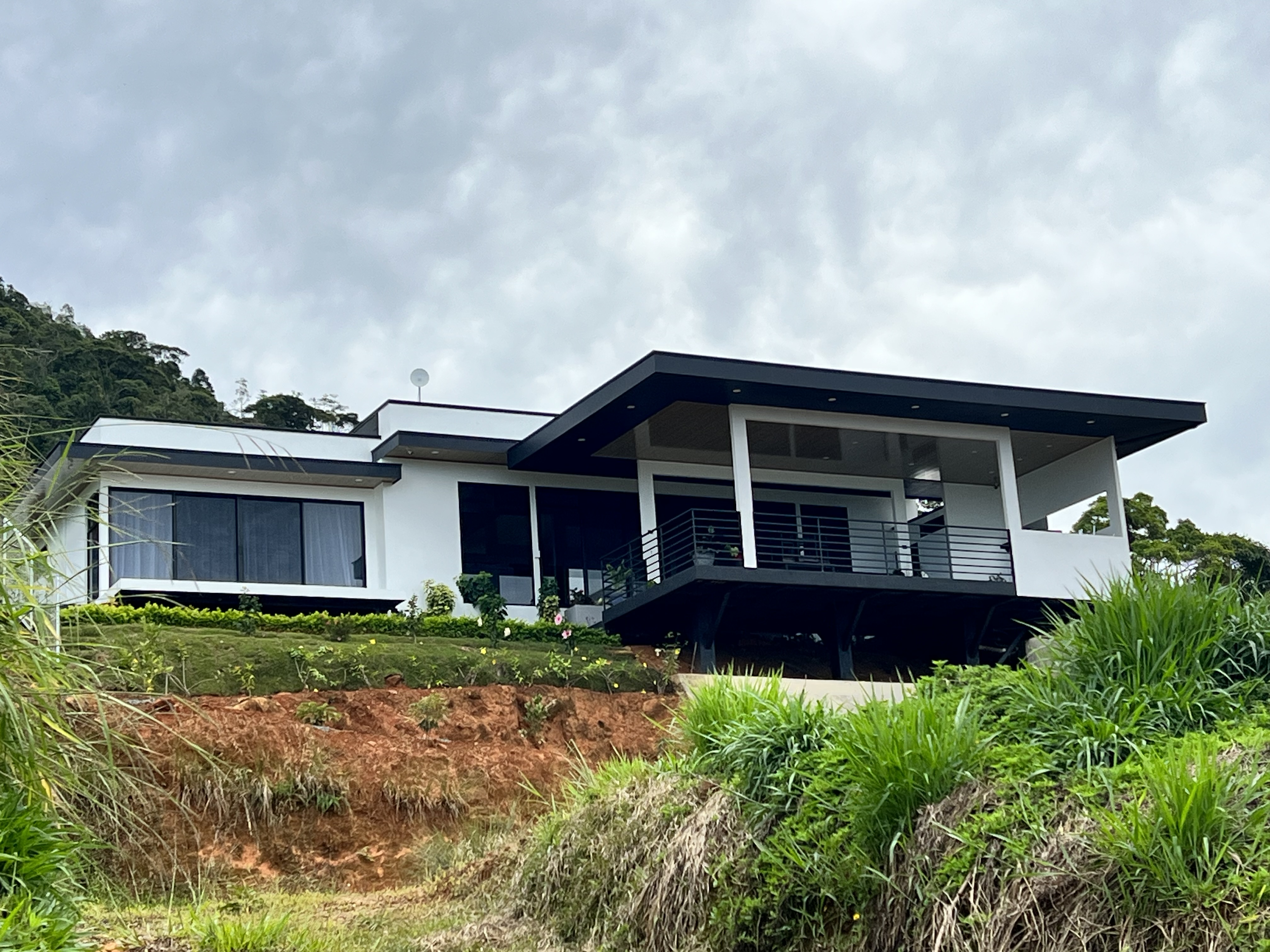 3 bed Single Family Homes For Sale in Perez Zeledon, San Jose - thumb 18